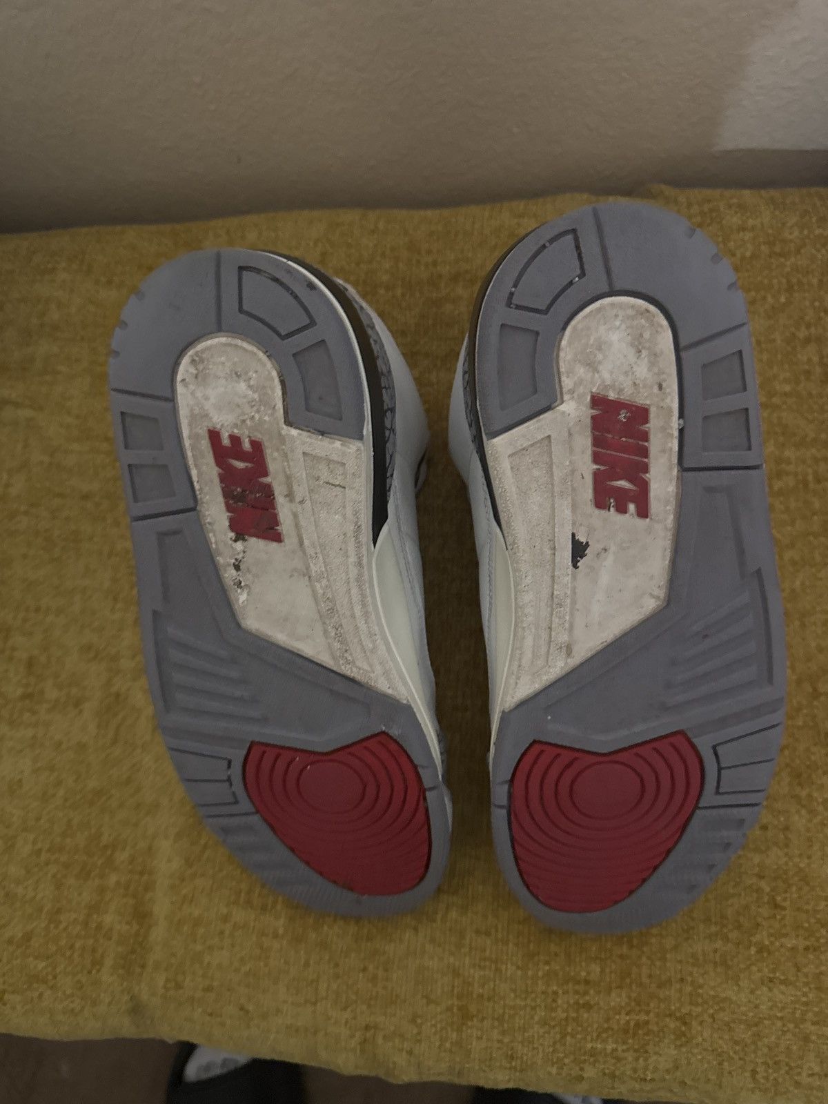 Jordan Brand Jordan 3 White Cement Reimagined size 9 Size US 8.5 / EU 41-42 - 5 Thumbnail
