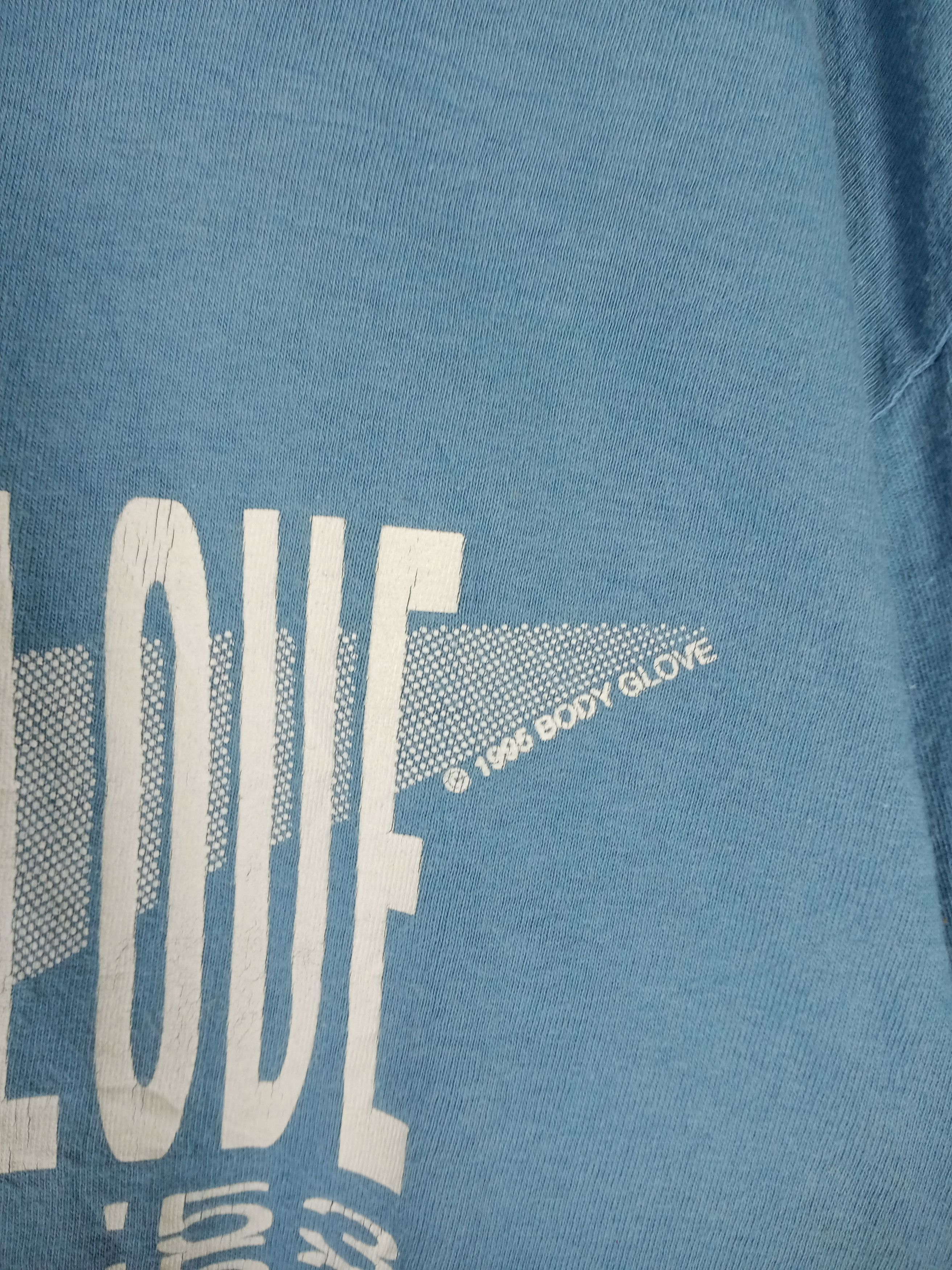 Body Glove Rare Vintage 90s Body Glove Big Logo Tshirt Size US L / EU 52-54 / 3 - 5 Thumbnail
