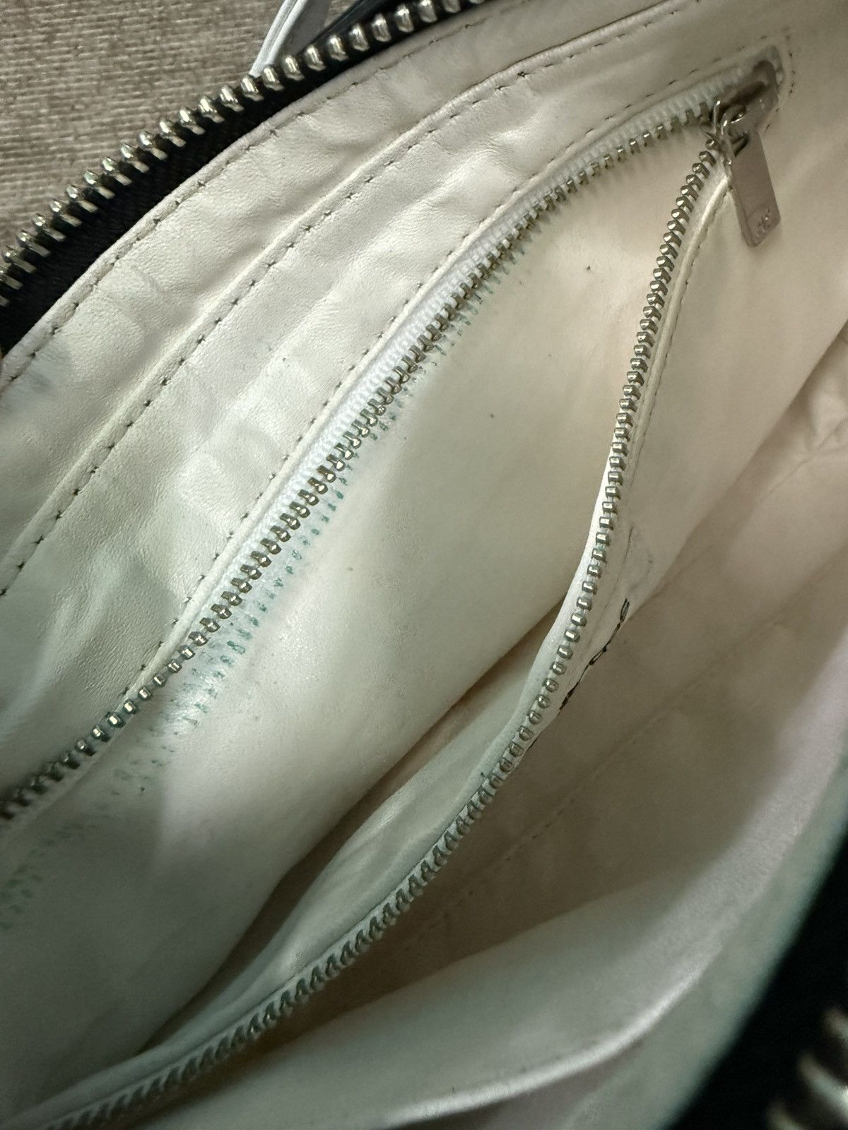 Courreges VINTAGE COURREGES WHITE LOGO PRINTED MINI SHOULDER BAG Size ONE SIZE - 23 Thumbnail