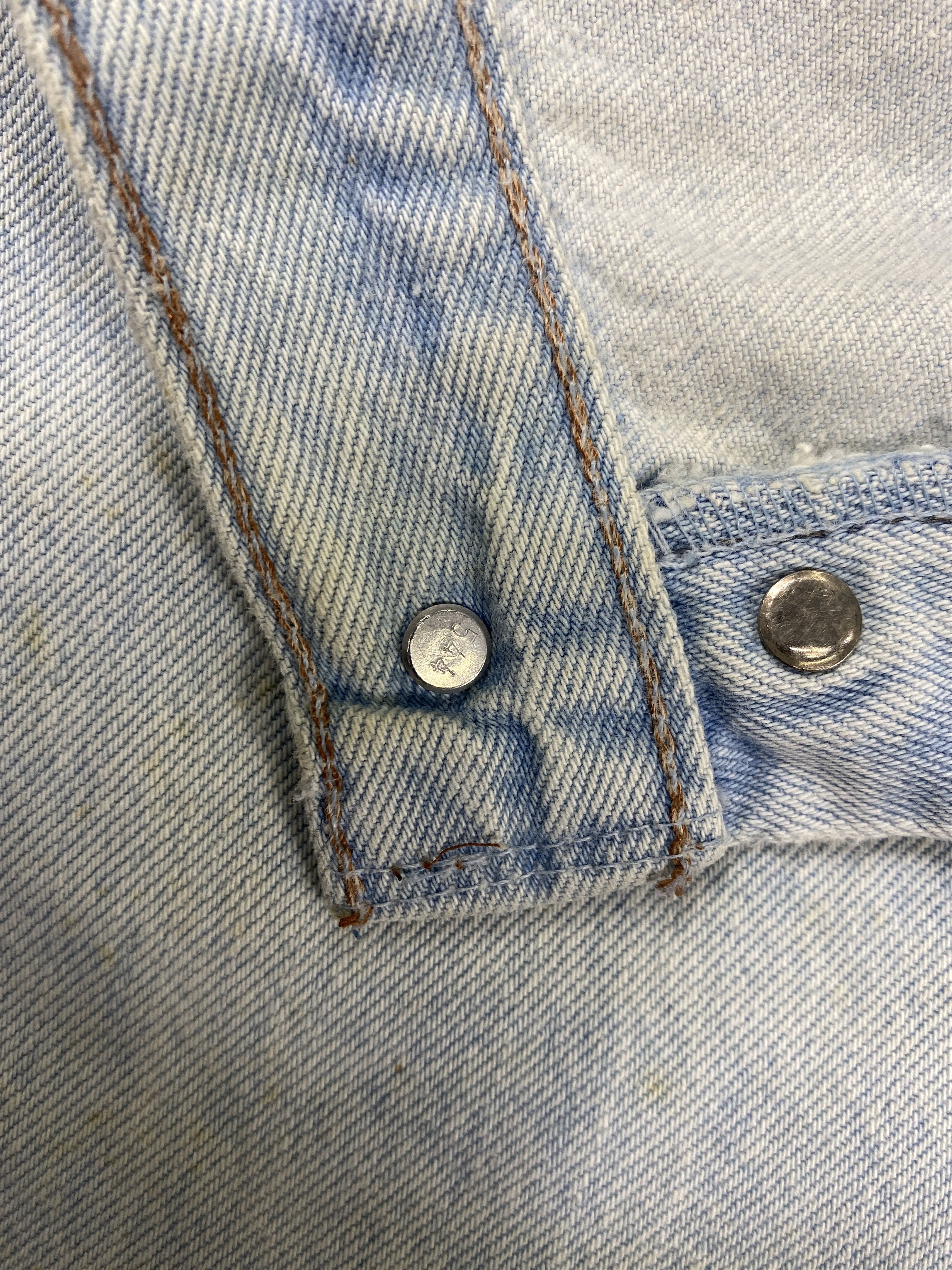 Levi's Light Wash Vintage Levi's 501 Jeans 29x31 Denim -JN2248 Size US 29 - 7 Thumbnail