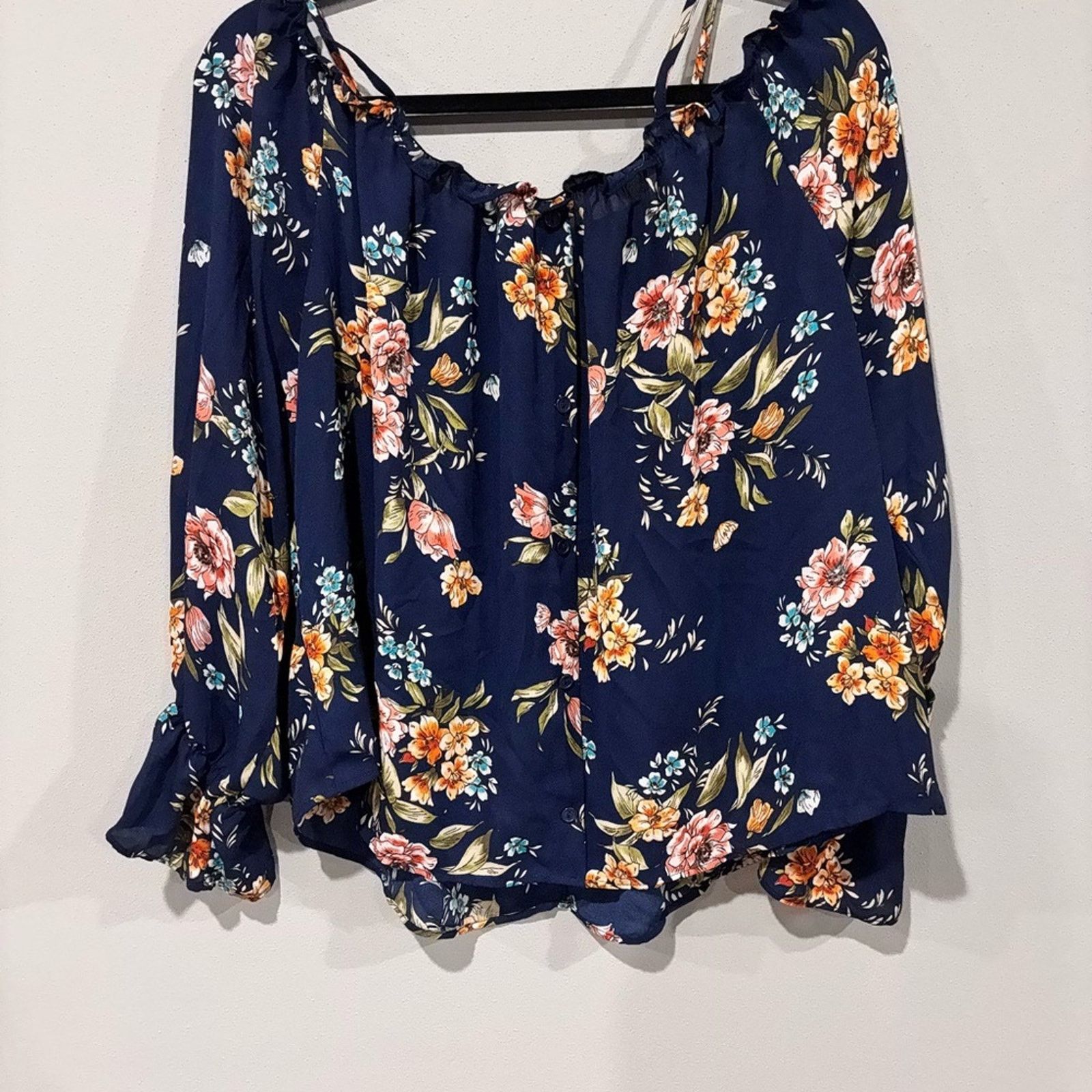 Other Navy Floral Off-Shoulder Blouse Plus Size 2X Size XXL / US 16-18 / IT 52-54 - 3 Thumbnail