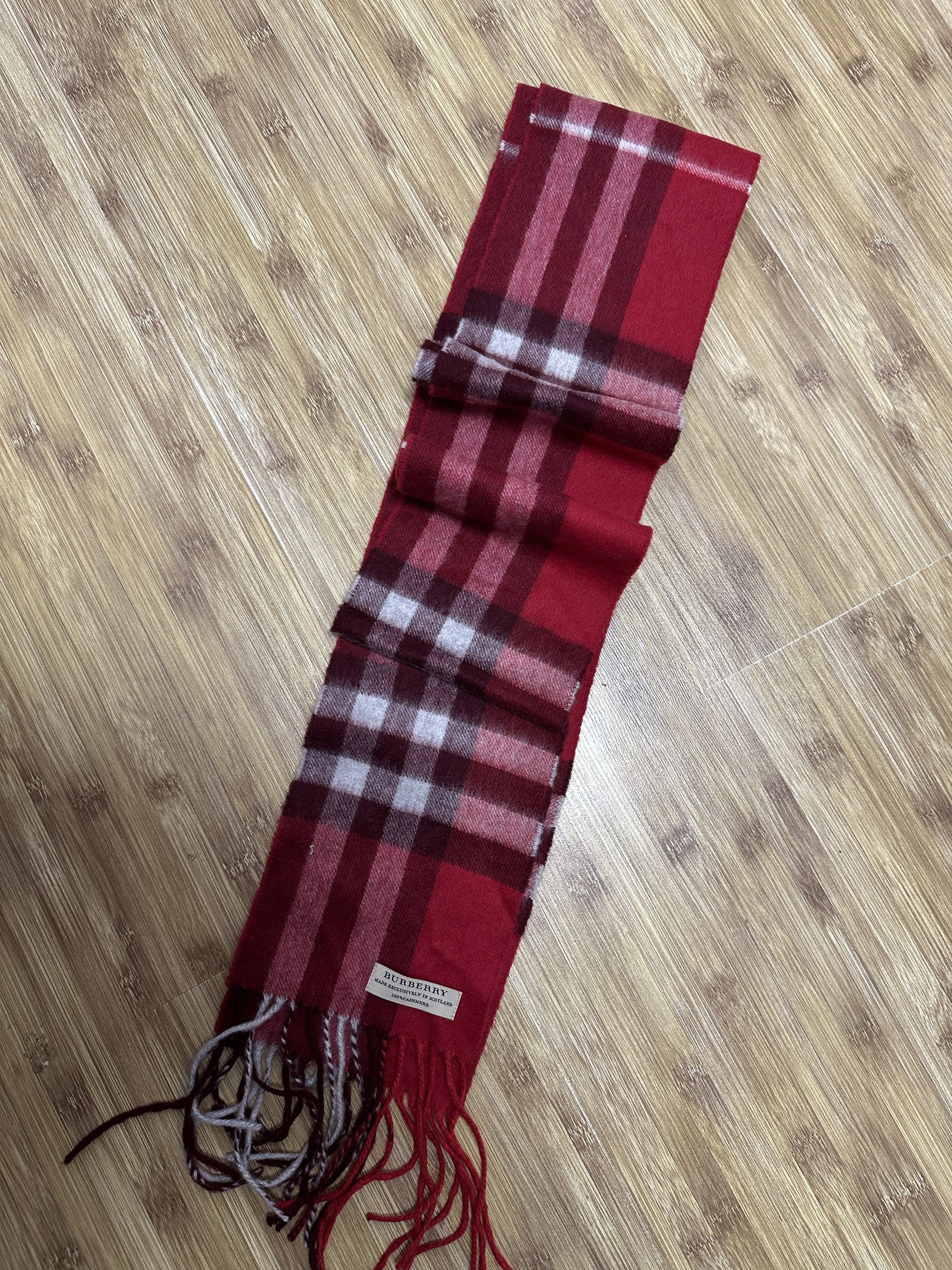 Burberry Burberry 100$ Cashmere Size ONE SIZE - 2 Thumbnail