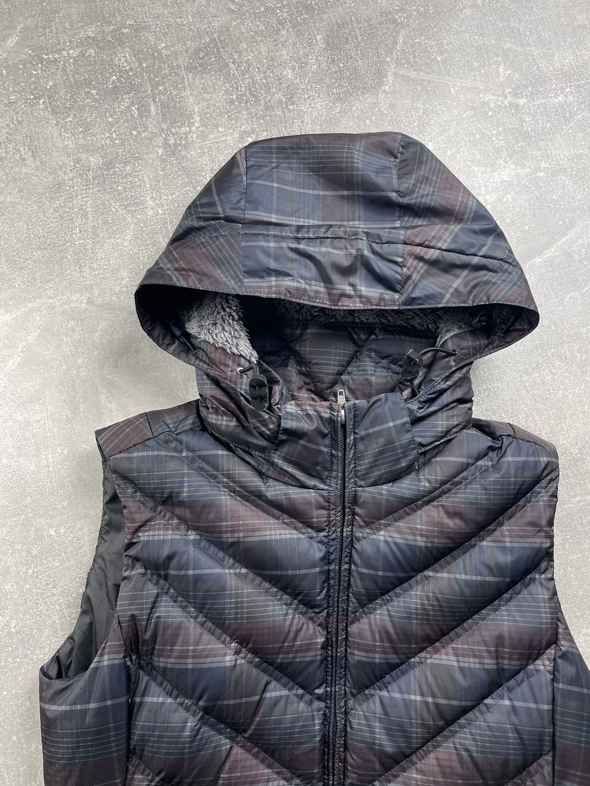 Patagonia Patagonia Women’s Hooded Down Puffer Vest Plaid Blue Gray Size S / US 4 / IT 40 - 4 Thumbnail