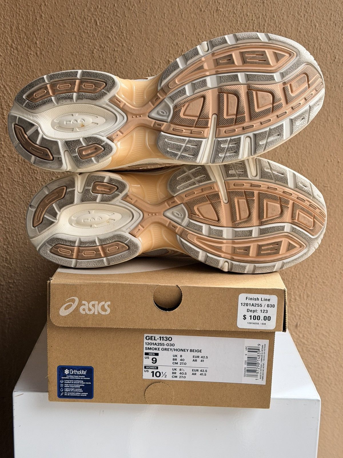 Asics ASICS Gel-1130 Honey Beige Size 9 Smoke Grey Cream Size US 9 / EU 42 - 5 Thumbnail
