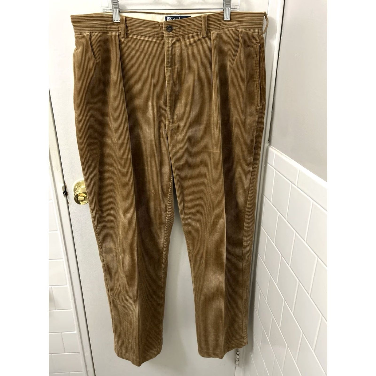 Polo Ralph Lauren VINTAGE Polo Ralph Lauren Andrew Pant Pants 40x32 Tan Corduroy Pleated Wide-Leg Mens 90s Preppy Casual Business Size US L / EU 52-54 / 3 - 2 Thumbnail