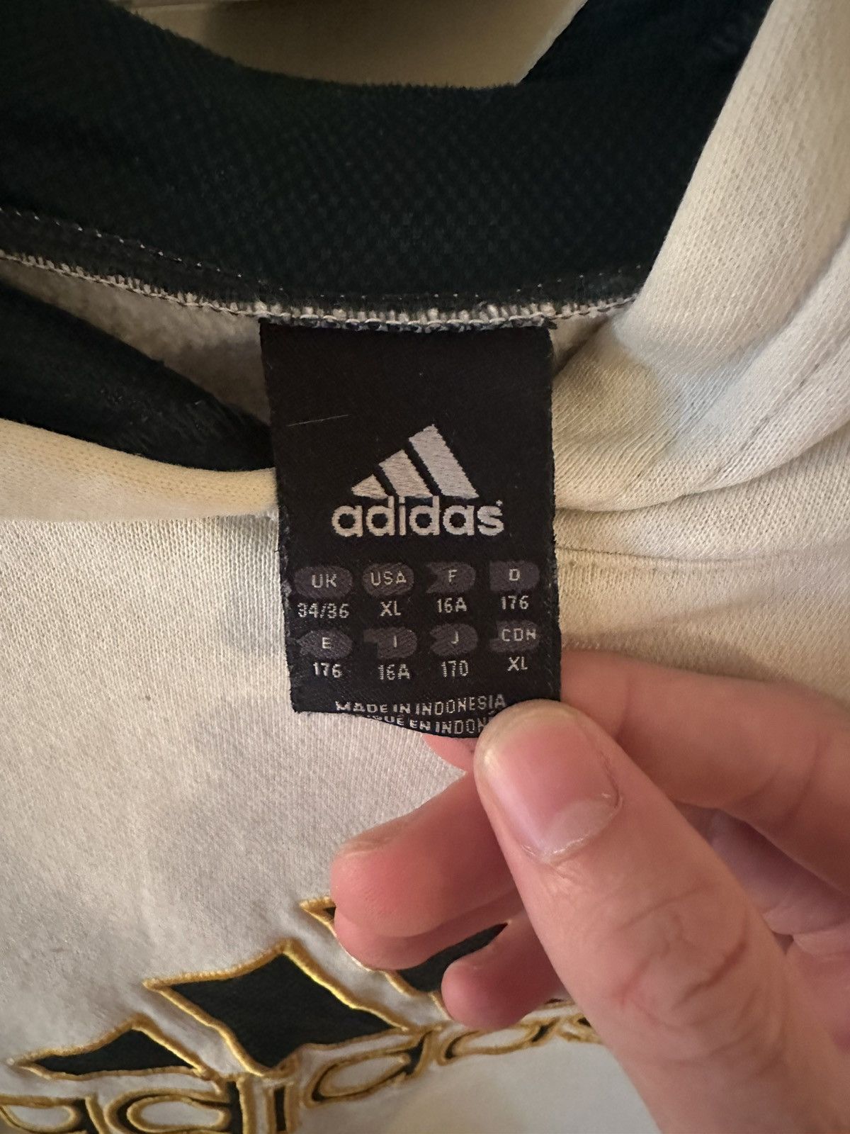 Adidas Vintage adidas hoodie Size US M / EU 48-50 / 2 - 3 Thumbnail