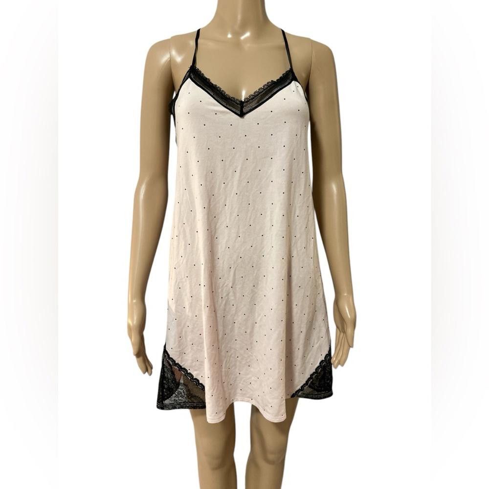 Designer Elegant Black and Cream Lace Trim Chemise Size ONE SIZE - 1 Thumbnail