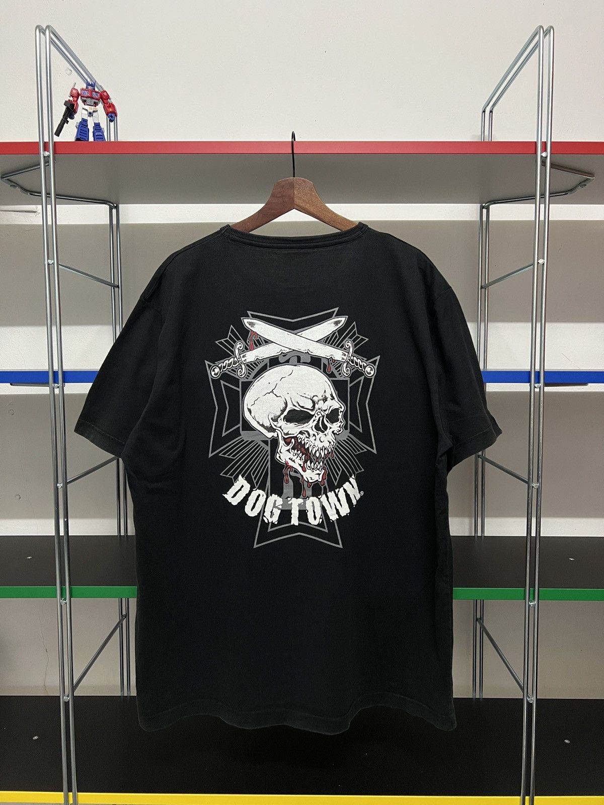 Dogtown Vintage Dogtown Black Dragon “Cross & Skull” Tee XL Size US XL / EU 56 / 4 - 3 Thumbnail