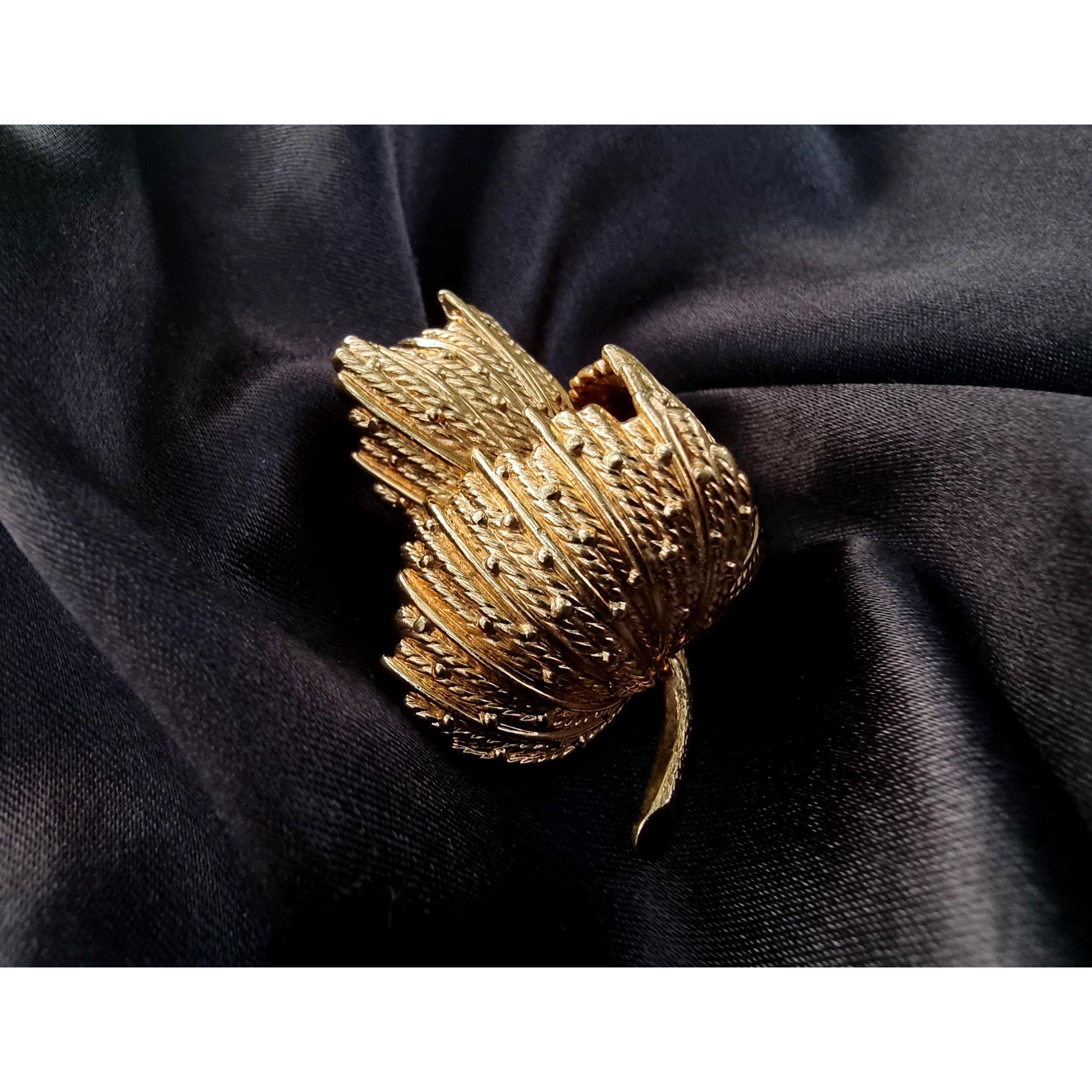 Other Rare Find GROSSE 1960s Signed Germany Gold Flower Floral Bro Size ONE SIZE - 6 Thumbnail
