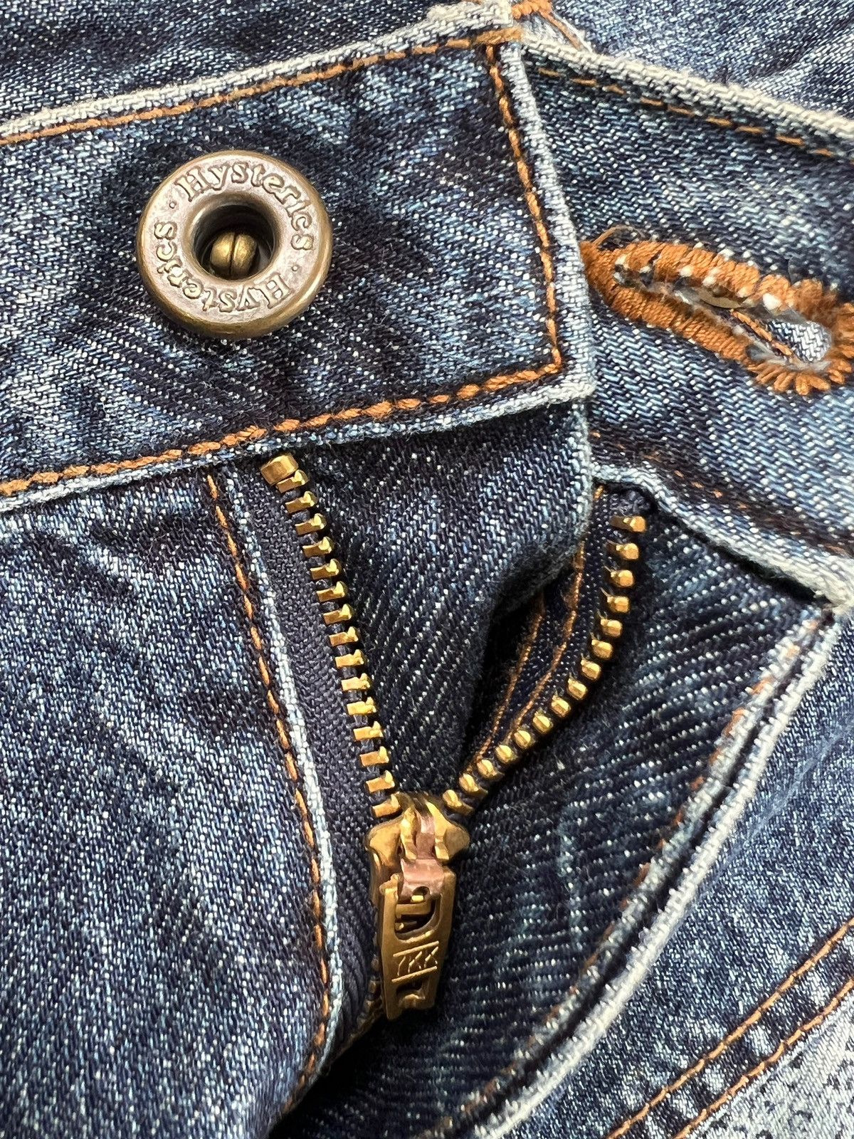 Hysteric Glamour Vintage Hysteric Glamour Snake Scales Denim Skirt Size 30" / US 8 / IT 44 - 8 Thumbnail