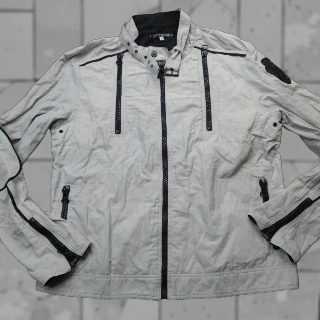 J.Crew **Gianfranco Ferre Men's XL Gray Windbreaker Jacket** User: **Gianfranco Ferre Men's Gray XL Windbreaker Jacket** Size US XL / EU 56 / 4 - 1 Thumbnail
