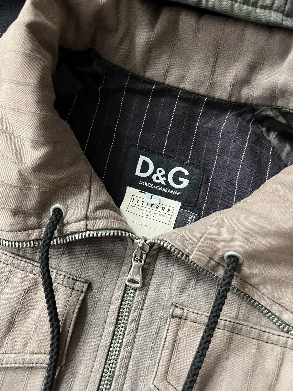 Dolce & Gabbana 2003 Dolce & Gabbana military style cropped fit jacket Size US L / EU 52-54 / 3 - 8 Thumbnail