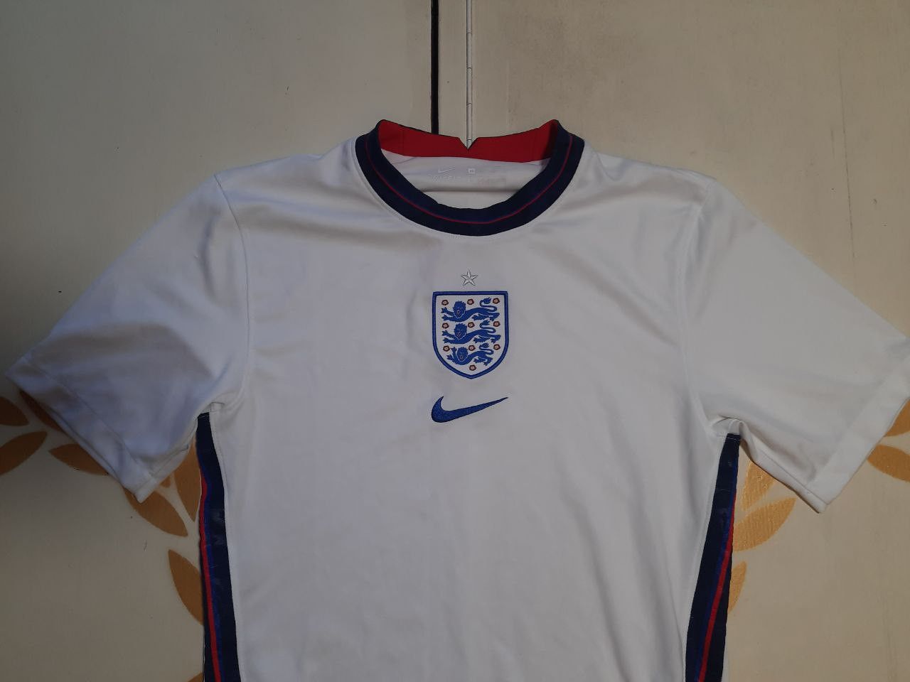 Nike Nike England Jersey 2020-2022 Size US XS / EU 42 / 0 - 5 Thumbnail