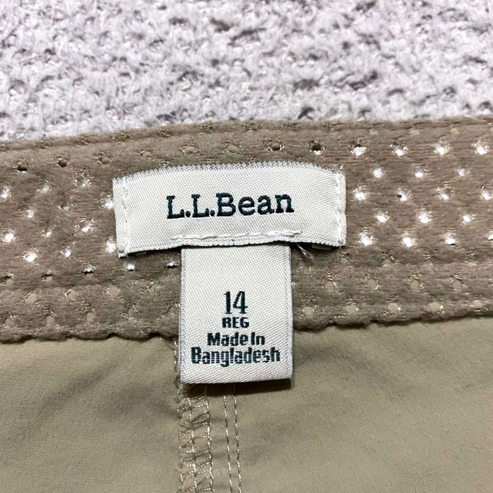 Vintage L.L. Bean Womens 14 Beige Capri Cargo Pants Nylon Comfortable Straight Leg Capris Casual Travel Spring Summer Fall Winter Womens Size 36" / US 14 / IT 50 - 3 Thumbnail