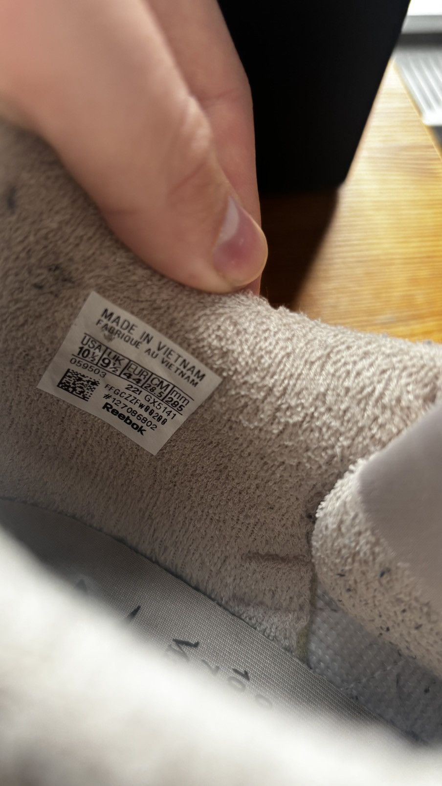 Maison Margiela × Reebok Margiel Reebok Tabi Size US 10.5 / EU 43-44 - 4 Thumbnail