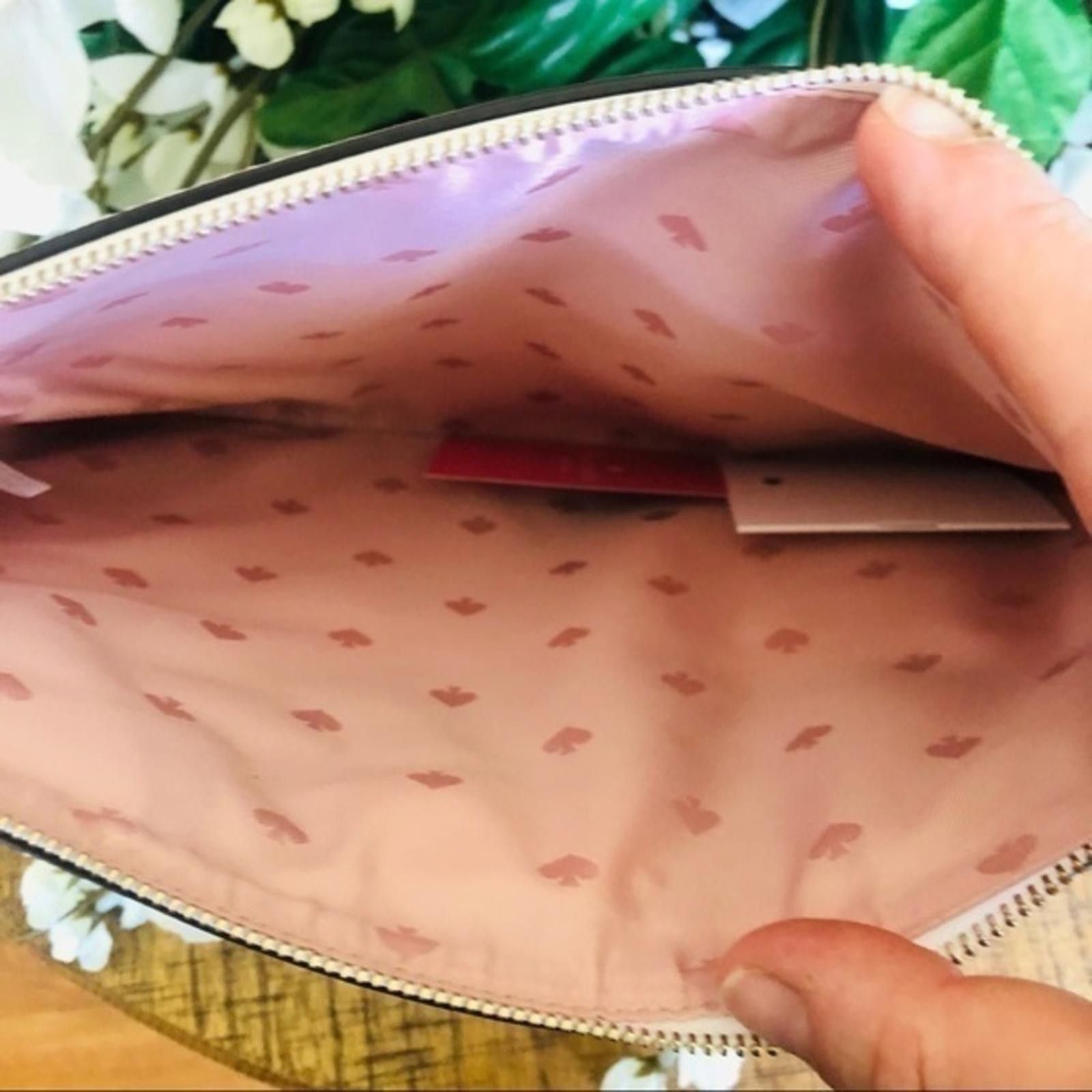 Kate Spade Kate Spade Strawberry Pouch NWT Size ONE SIZE - 4 Thumbnail