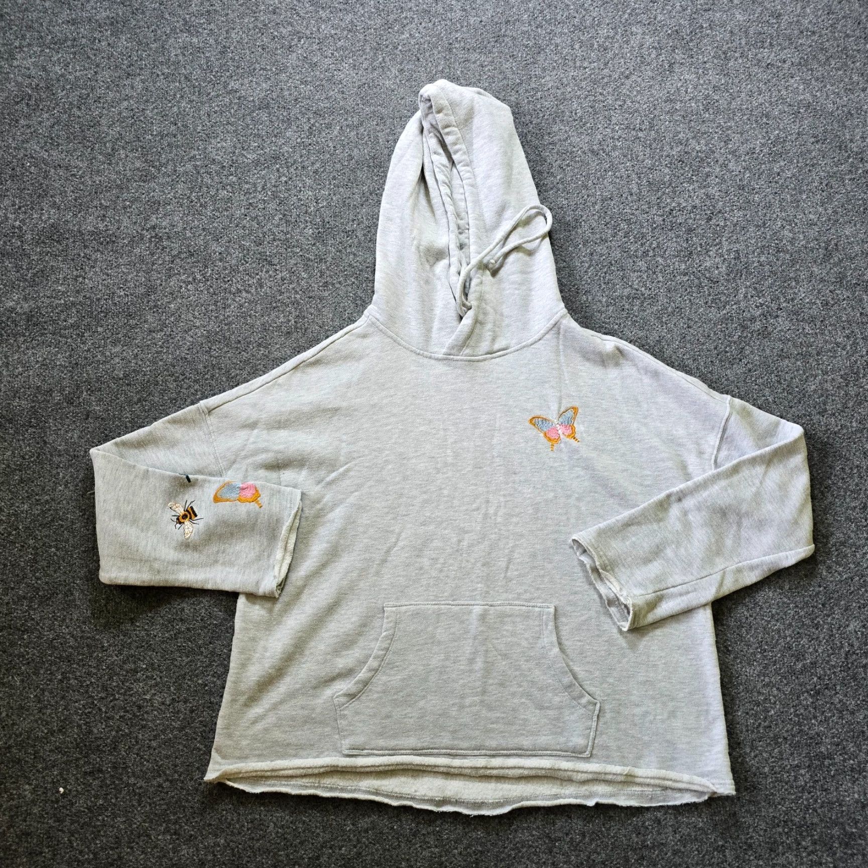 Betsey Johnson Betsey Johnson Sweatshirt Womens Size Medium Gray Embroidered Butterfly Hoodie Size M / US 6-8 / IT 42-44 - 2 Thumbnail