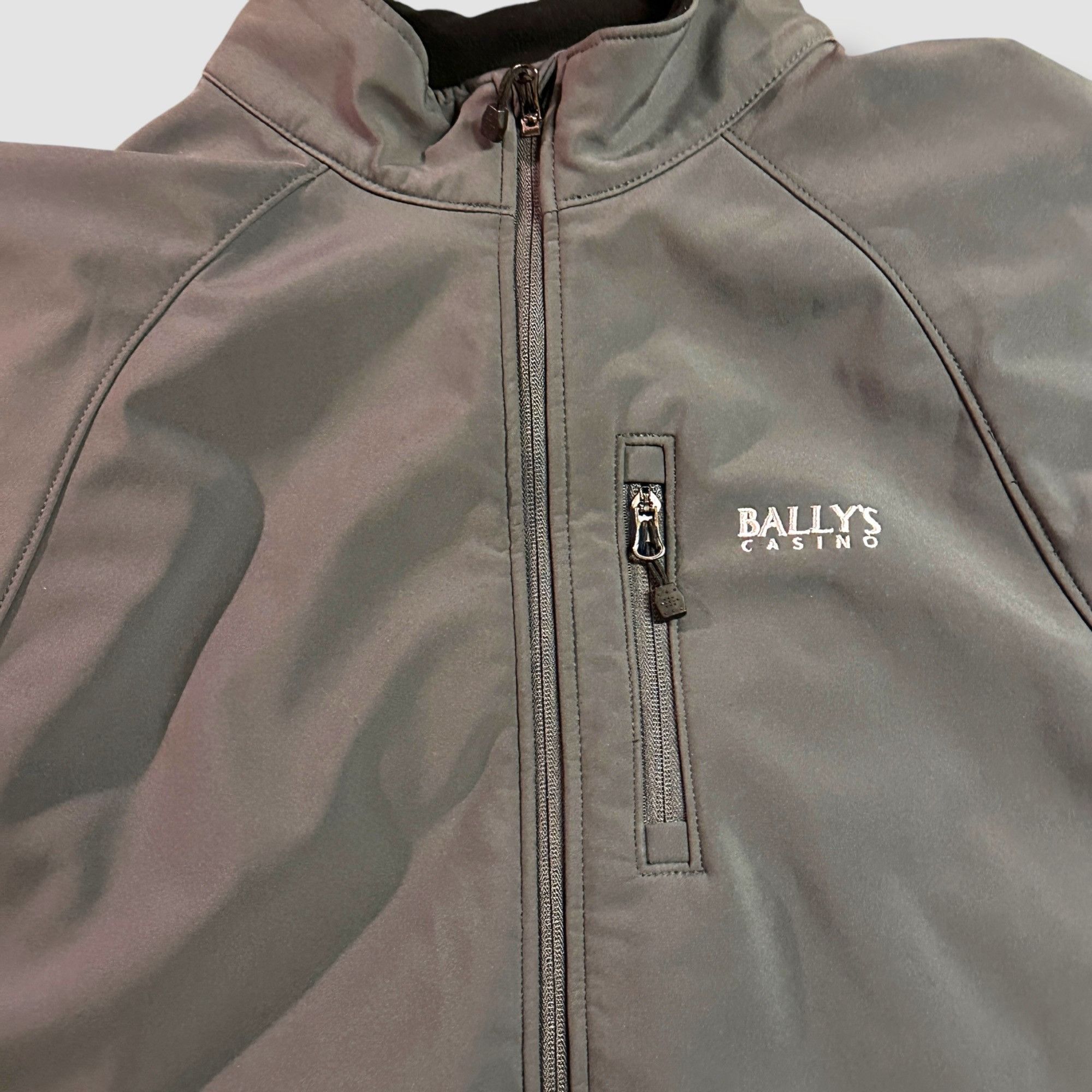 Designer Ballys Casino Mens Softshell Jacket 3XL Grey Lined EUC Zippe Size US XXL / EU 58 / 5 - 14 Thumbnail