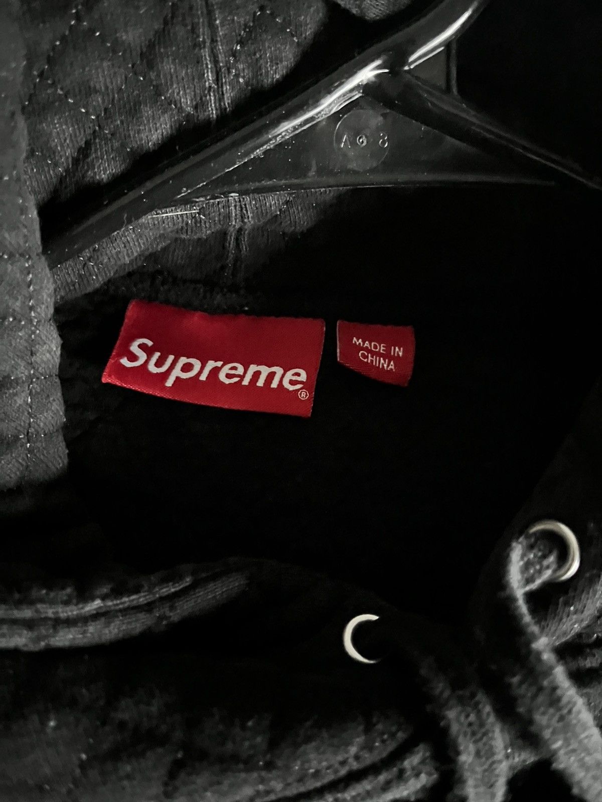 Supreme Supreme Black hoodie with silver Plate Logo Size US M / EU 48-50 / 2 - 4 Thumbnail