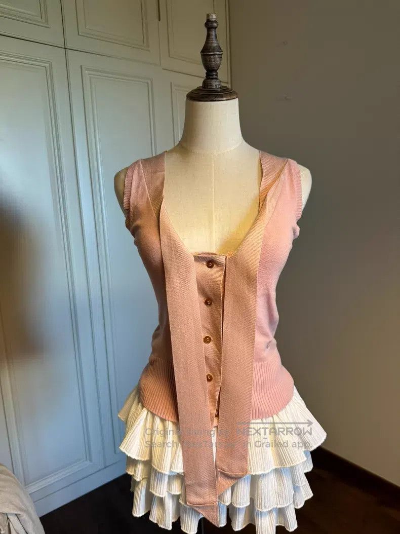 Vivienne Westwood Vivienne Westwood Pink bow tie ribbon knitted sweater vest Size M / US 6-8 / IT 42-44 - 3 Thumbnail