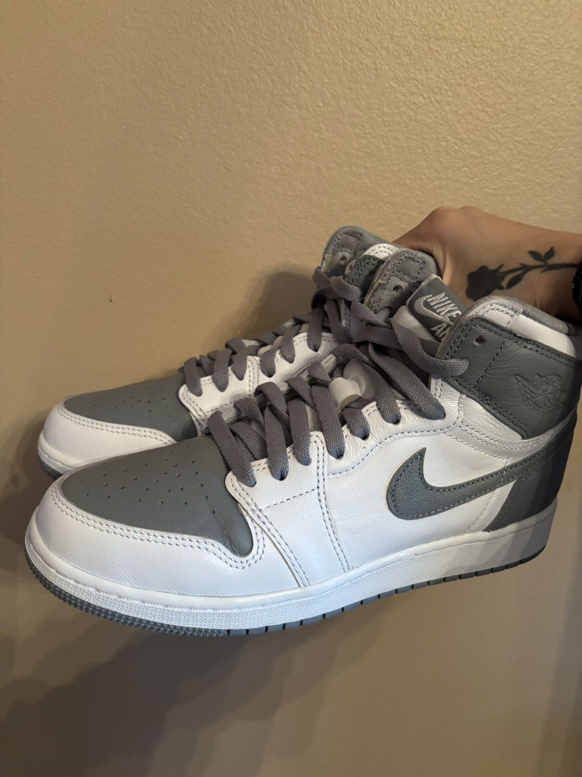 Jordan Brand Air Jordan 1 Retro High OG GS ‘Stealth' Size US 7 / EU 40 - 6 Thumbnail