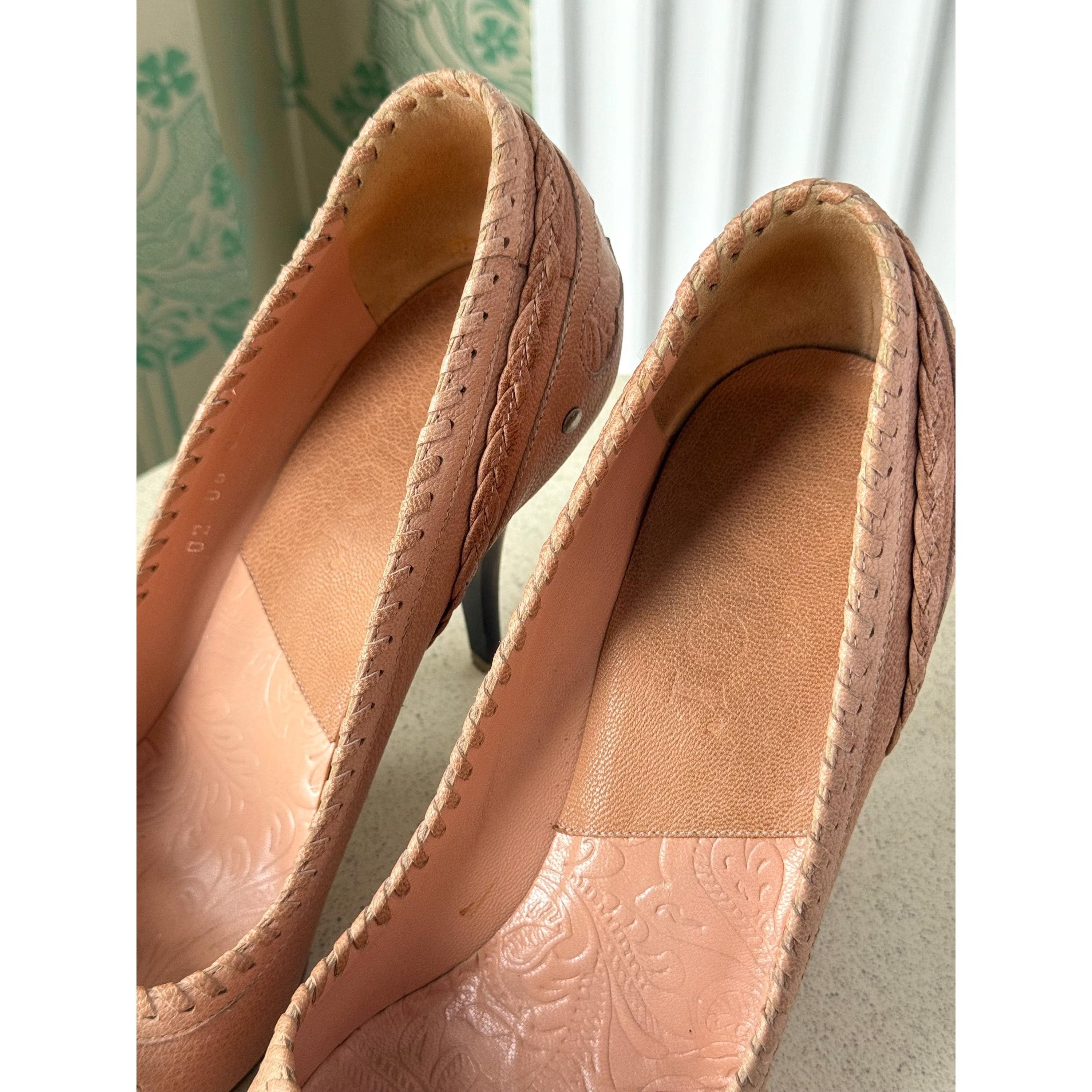 Dior SS 2006 Dior by John Galliano Runway Bow CD Logo Leather Bei Size US 8.5 / IT 38.5 - 7 Thumbnail