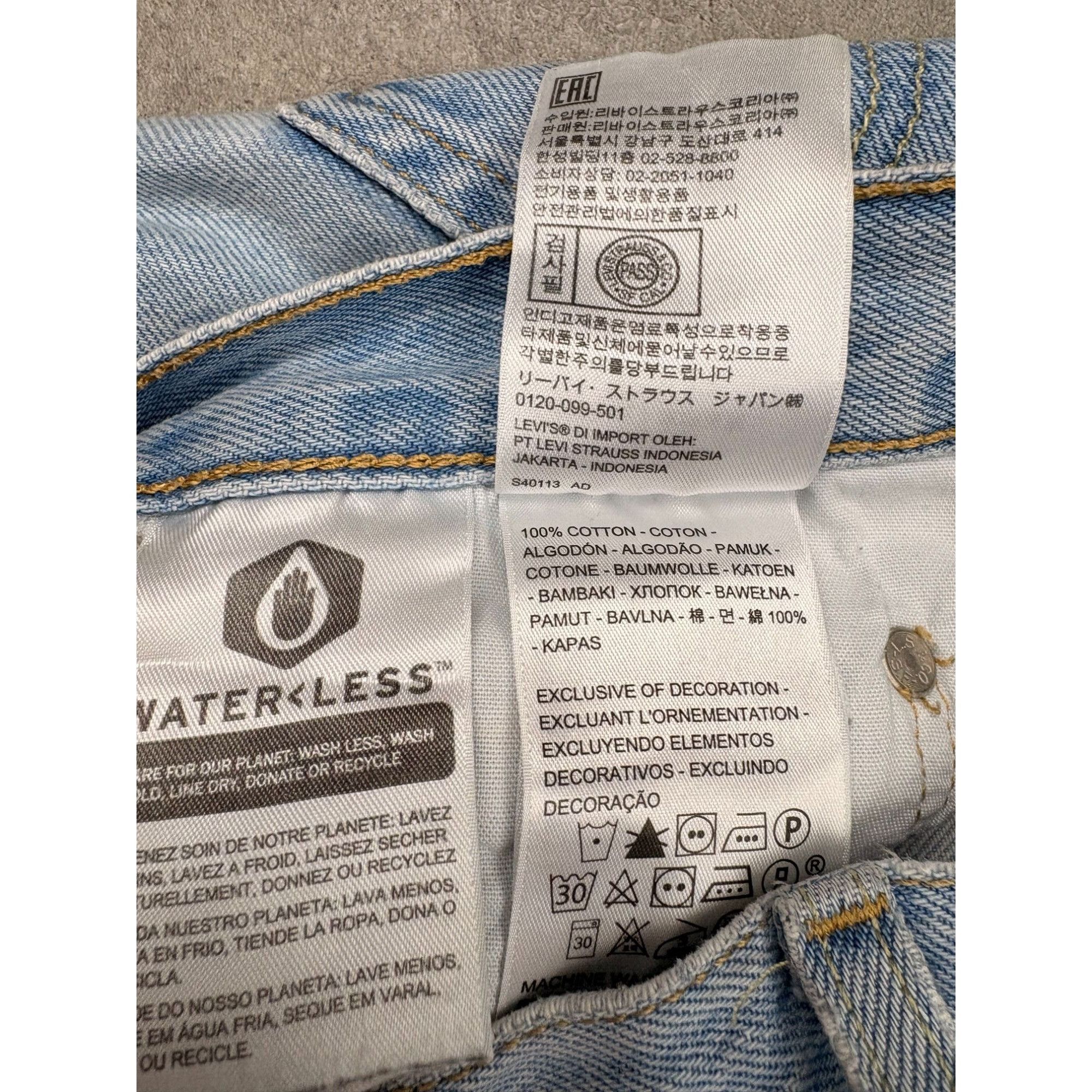 Levi's Levi's 501 Original Women's Jeans - W26 L30 - Light Wash Blu Size 26" / US 2 / IT 38 - 7 Thumbnail