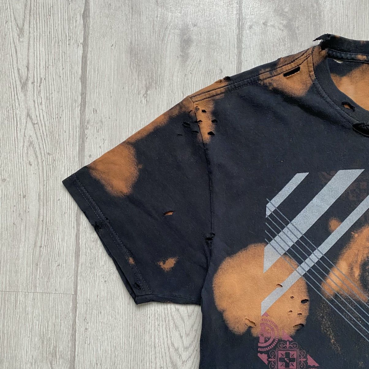 Quiksilver 🏄🏼‍♂️Trashed Vintage 90s Quiksilver Tee Y2K Skater t-shirt Size US M / EU 48-50 / 2 - 4 Thumbnail
