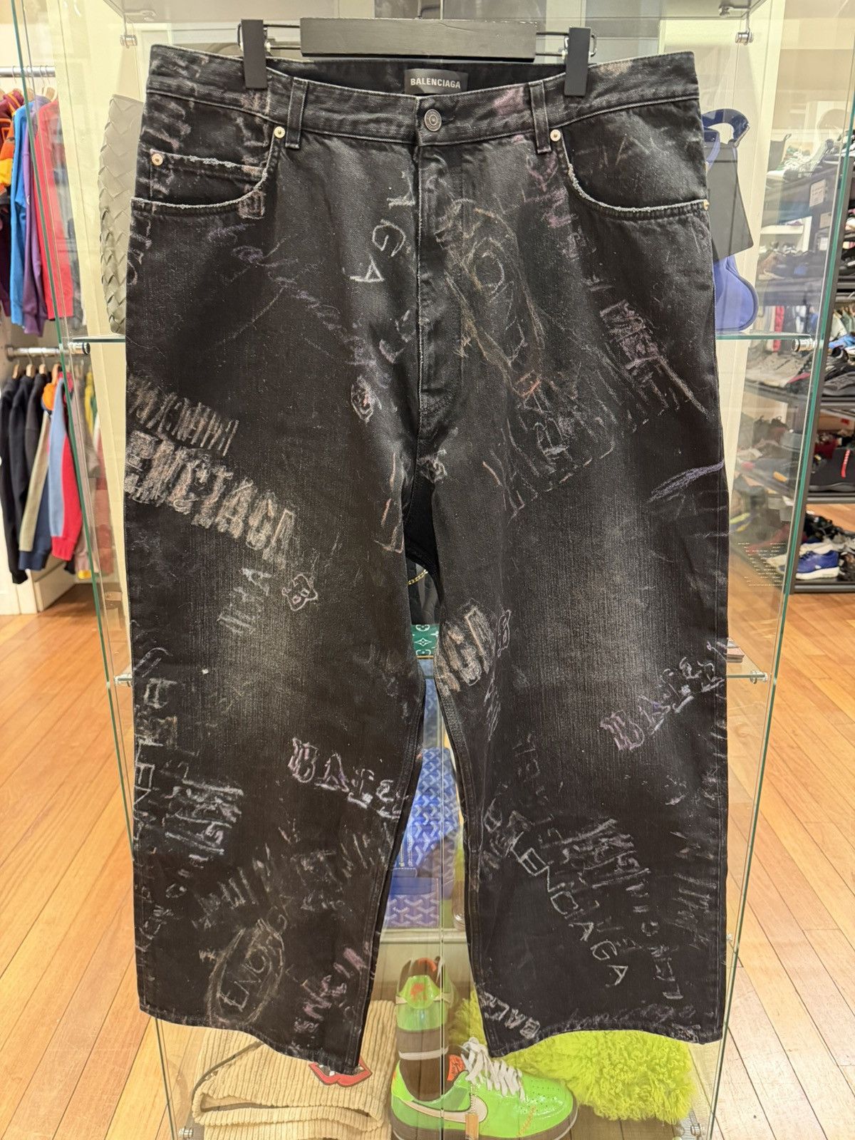 Balenciaga Balenciaga Fade Out Washed Crayon Denim Jeans Size US 38 / EU 54 - 1 Thumbnail