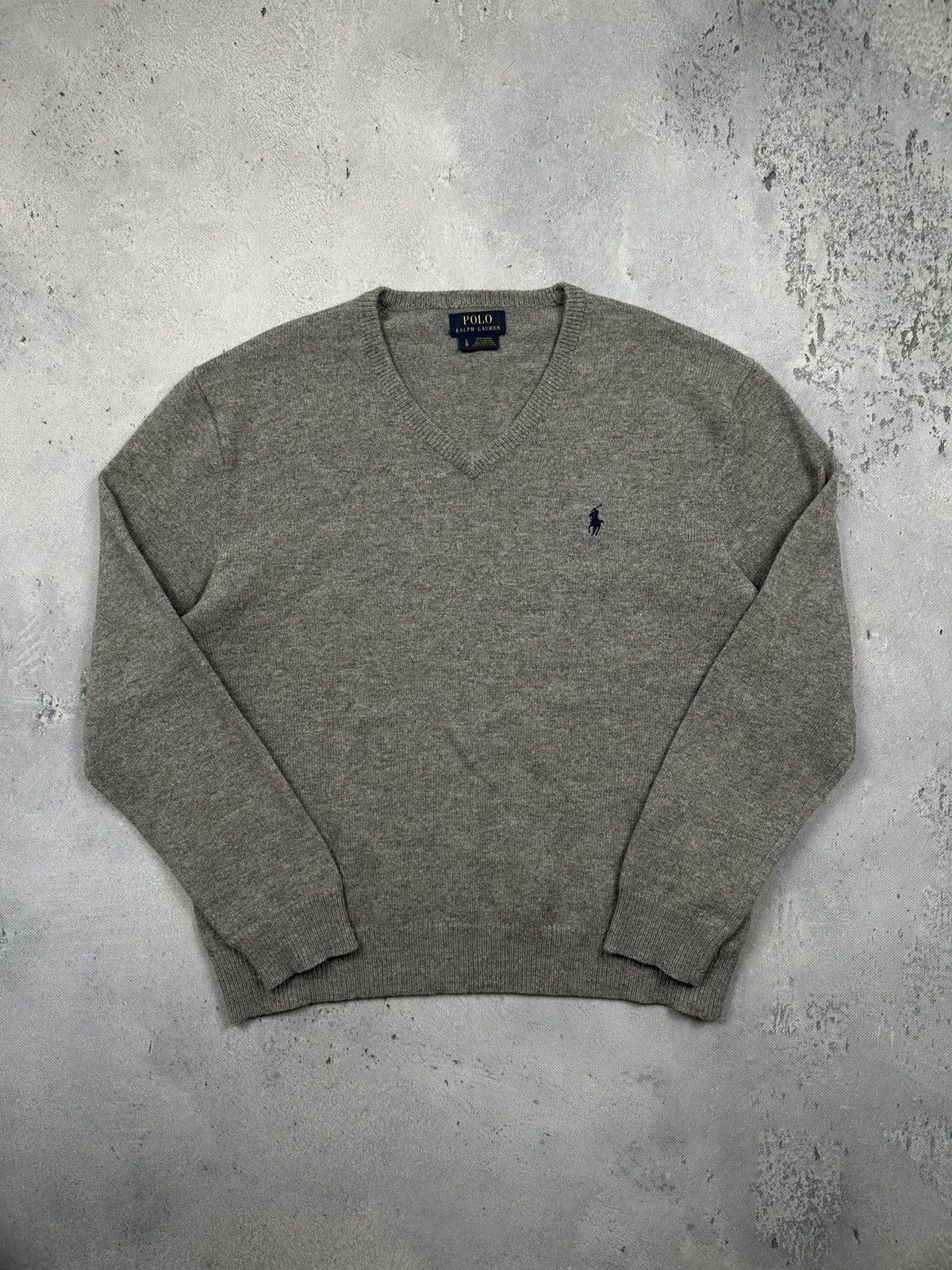 Polo Ralph Lauren Polo Ralph Lauren Grey V-neck Wool Sweater Italian Yarn 00s Size US L / EU 52-54 / 3 - 1 Thumbnail