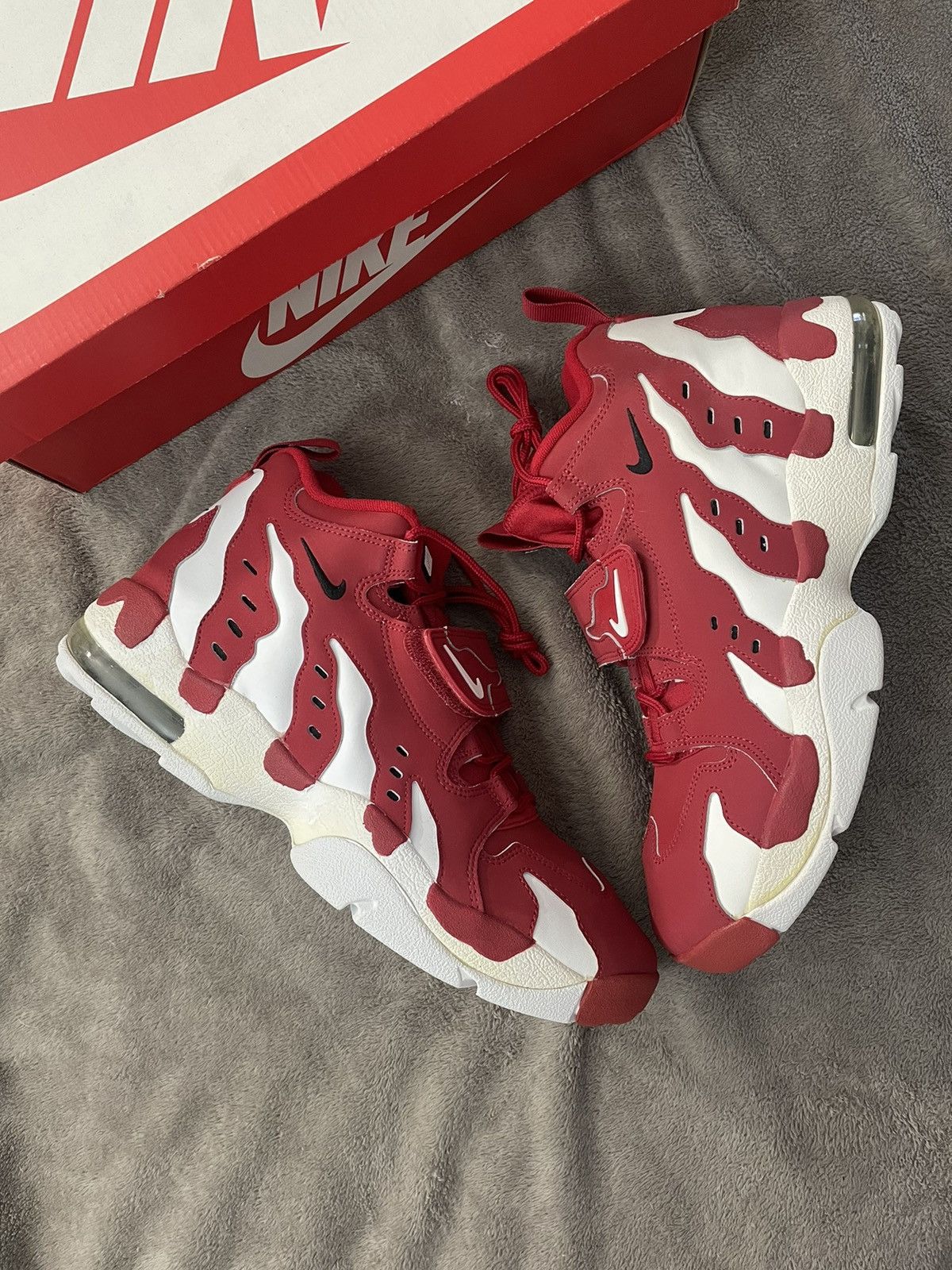 image of Nfl x Nike Air Dt Max ‘96 - 316408-600 Shoes in Red, Men's (Size 12)