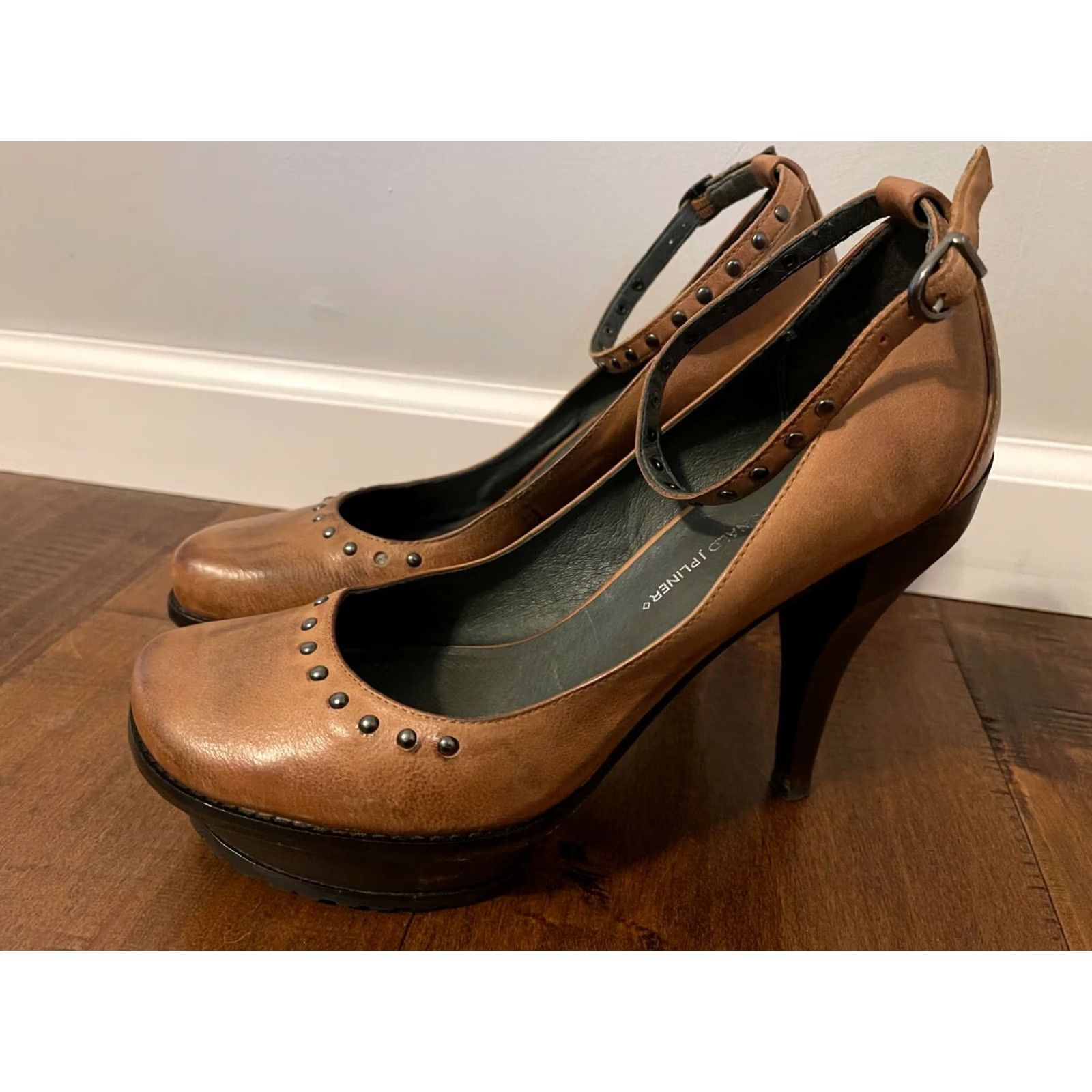 Donald Pliner Donald Pliner Lisa Inola Ankle Strap Platform Pumps Heels - Women's 10M Brown Leather Platform Heel Shoes M Mens Womens Size US 10 / IT 40 - 4 Thumbnail