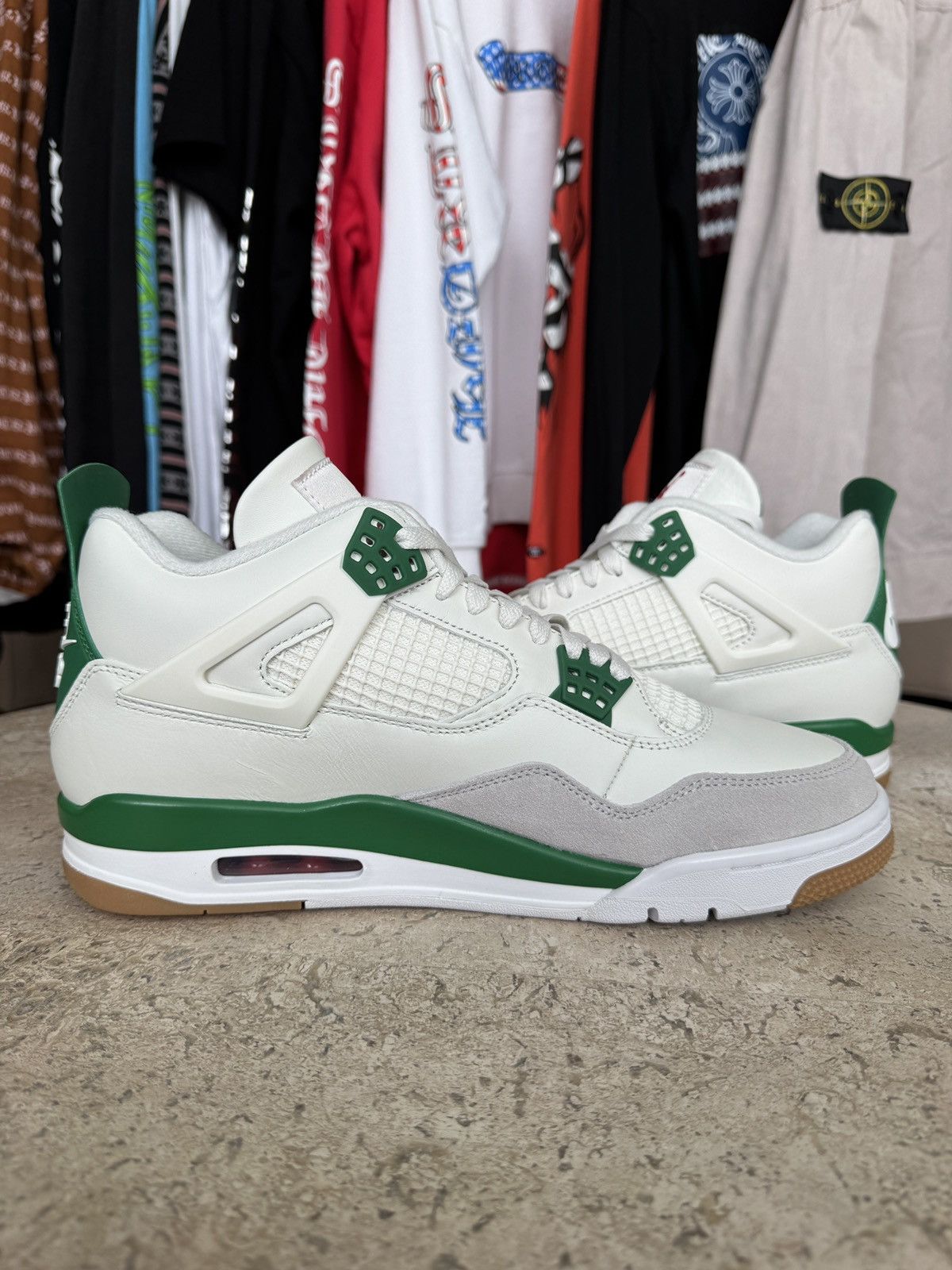 Jordan Brand Jordan 4 Retro SB Pine Green Size US 11 / EU 44 - 4 Thumbnail