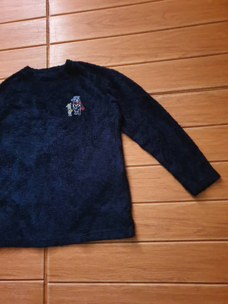 Uniqlo Uniqlo x Whinny the Pooh Fleece Sweater Size M / US 6-8 / IT 42-44 - 3 Thumbnail