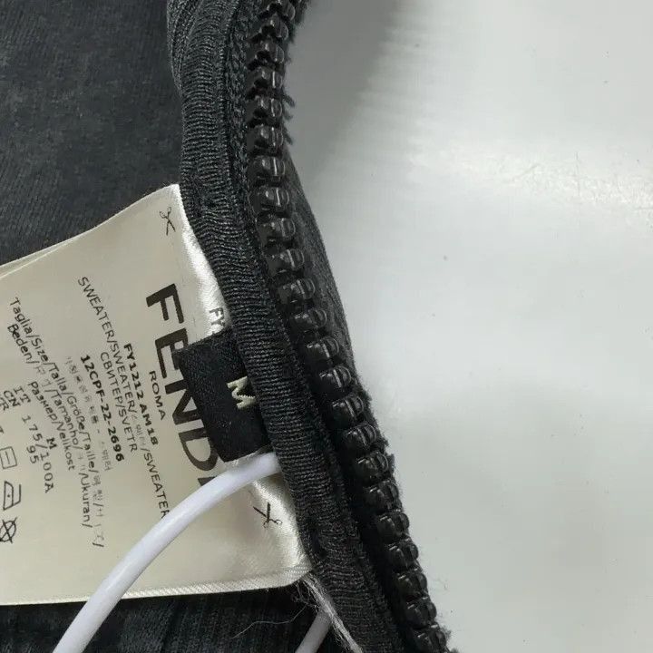 Fendi Fendi Black Removable Sleeve Logo Knit Sweater -2507 Size US M / EU 48-50 / 2 - 4 Thumbnail