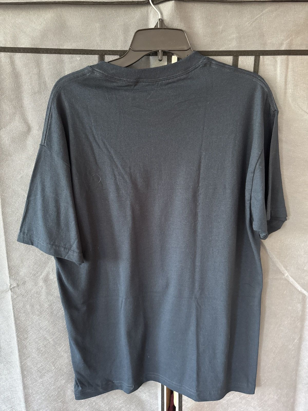 Vintage Barely Legal Tower 7 T shirt Size US L / EU 52-54 / 3 - 2 Thumbnail