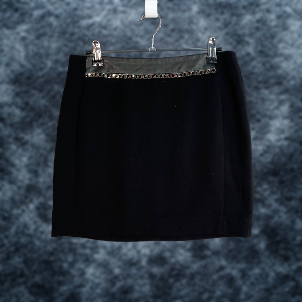 Sandro Sandro Paris Black Mini Skirt With Chain Detail Leather Accent Size 2 Skirt Womens 2 Black Mini Chain Sandro Paris Leather Accent Skirt 2 Womens Size 26" / US 2 / IT 38 - 1 Thumbnail
