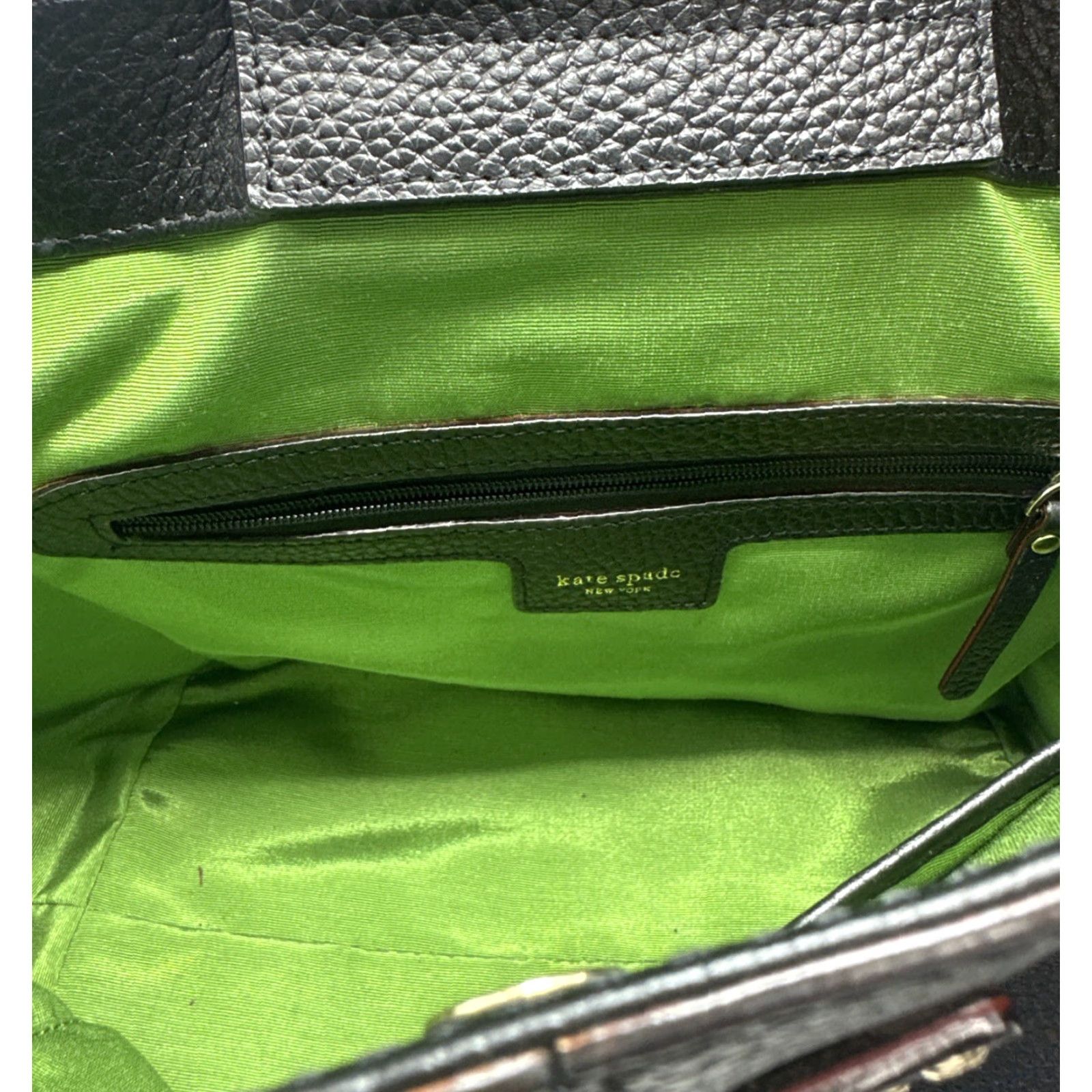 Vintage kate spade new york Shoulder Bag OS Black Pebbled Leather Leather Inner Pockets Adjustable Strap Vintage No Womens Bag Size ONE SIZE - 5 Thumbnail