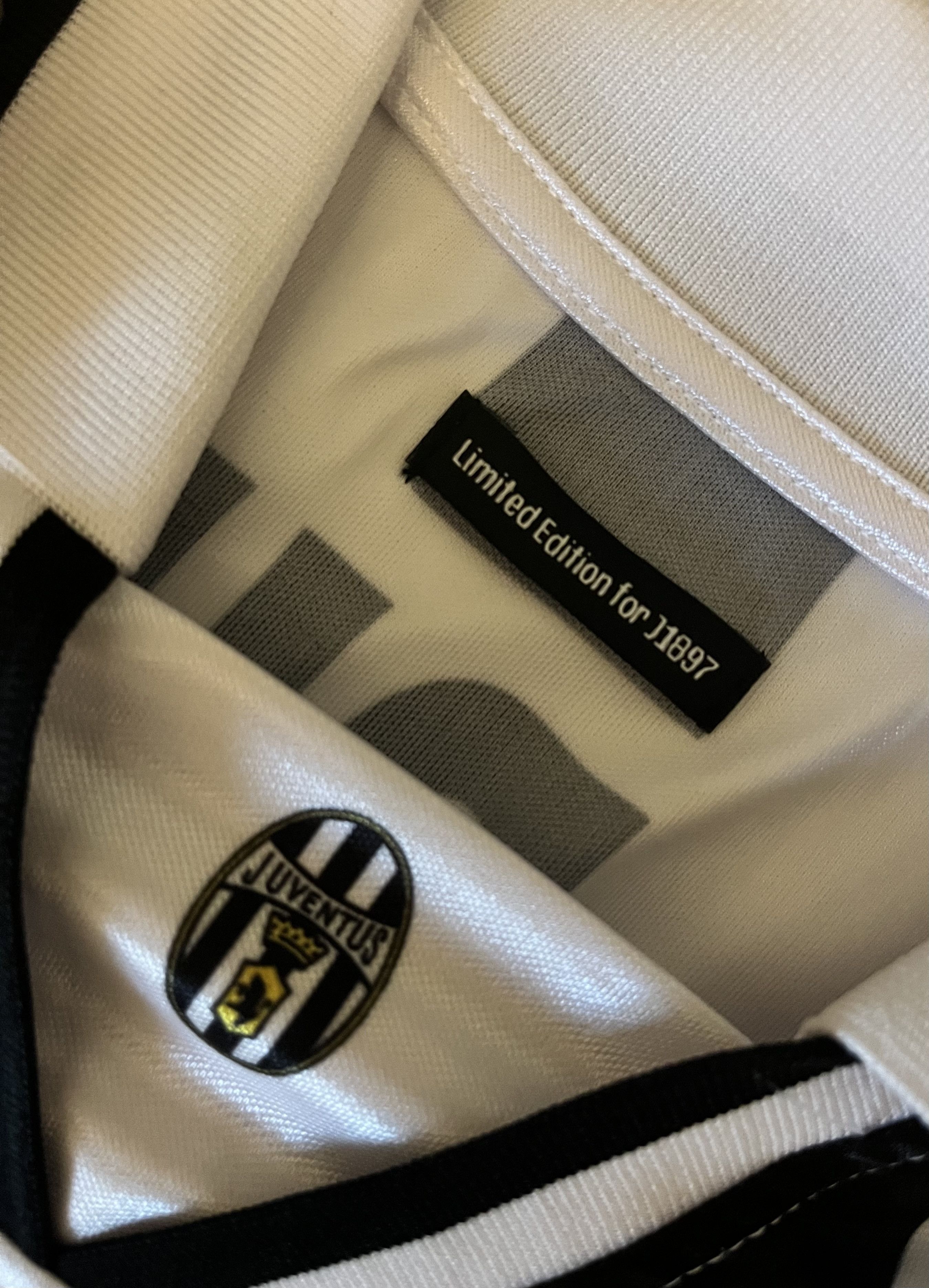 Other Del Piero 1996 Jersey LIMITED EDITION Intercontinental Cup Size US S / EU 44-46 / 1 - 3 Thumbnail