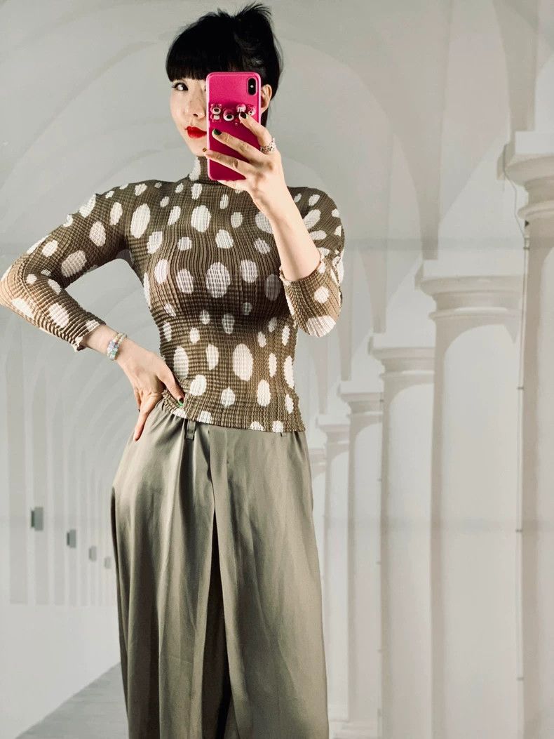Issey Miyake Issey Miyake Khaki polka dot top Size M / US 6-8 / IT 42-44 - 1 Thumbnail