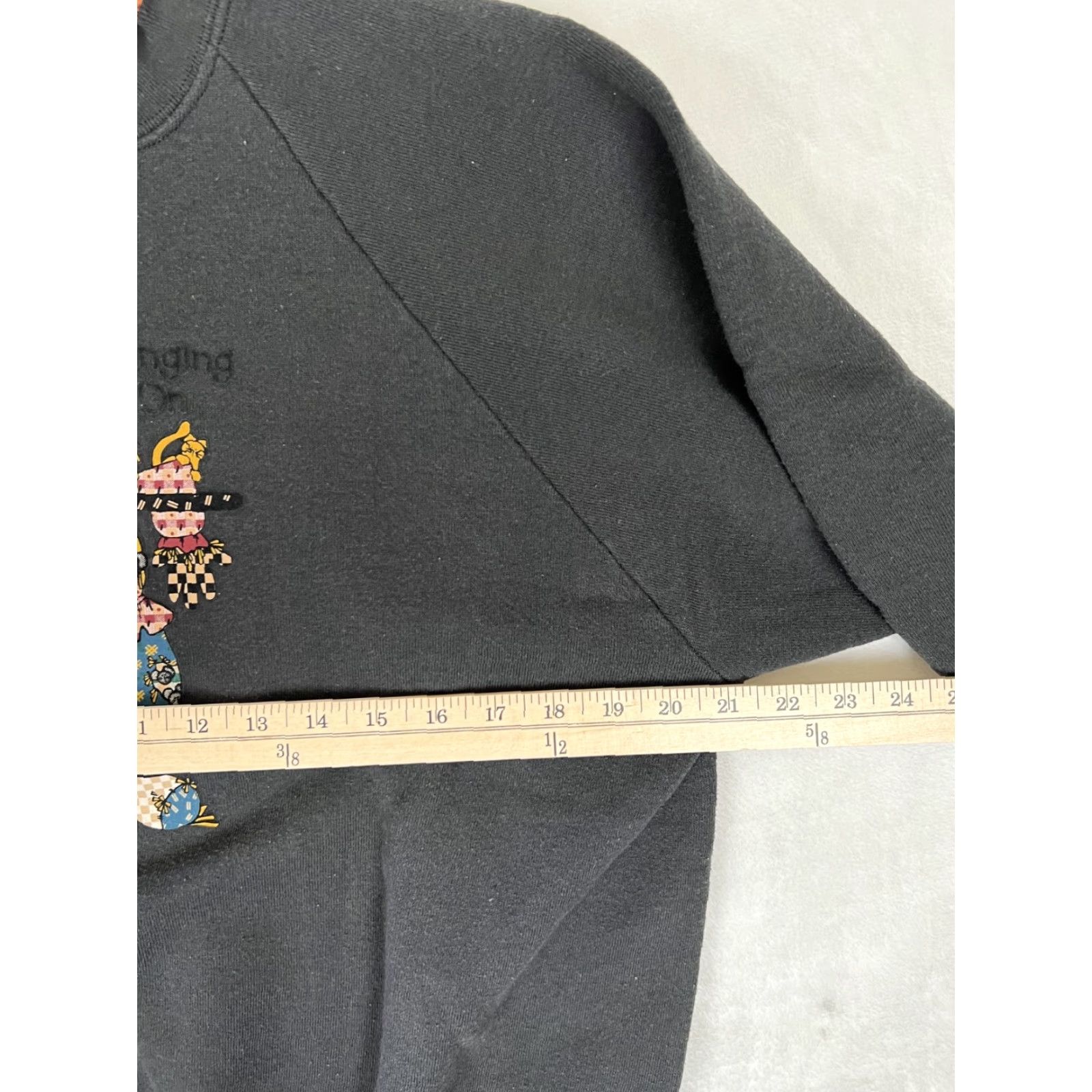Hanes VINTAGE Hanes Sweatshirt Women's Large Black Just Hanging On 80s 90s USA Made Embroidered Pullover Crew Neck Long Sleeve Fall Activewear Mens? Size L / US 10 / IT 46 - 5 Thumbnail