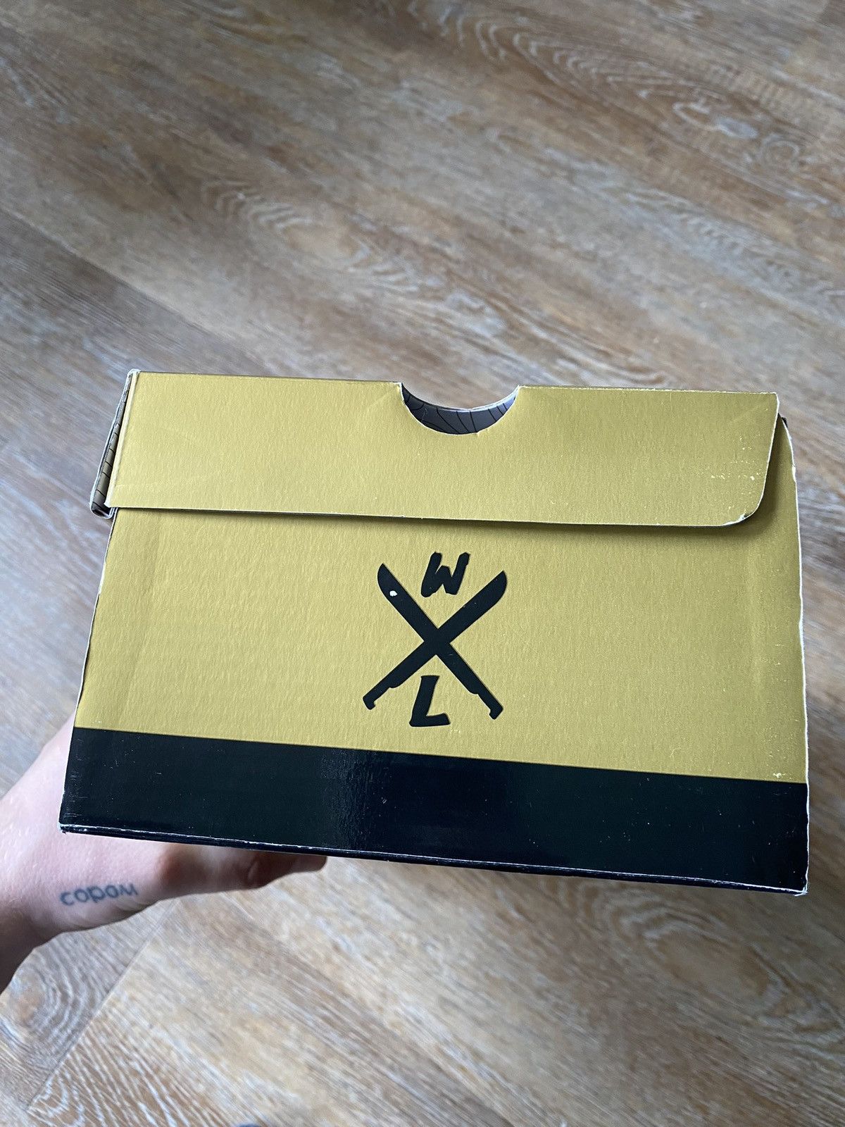 Warren Lotas Deadstock Warren Lotas Dunk Toxic Green Jason sneakers Size US 7 / EU 40 - 17 Thumbnail