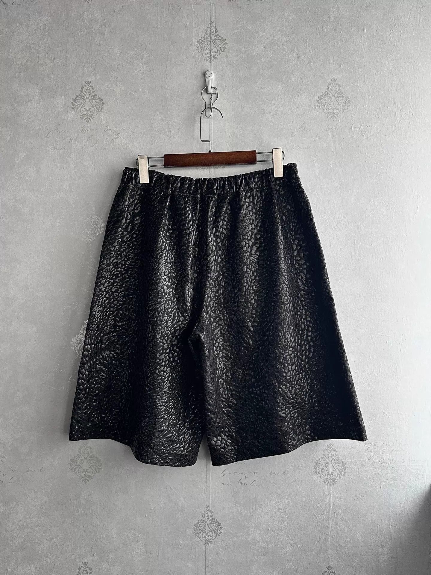 Comme des Garcons Homme Plus CDG Homme Plus Embossed Shorts M 2019 Rare Size US 32 / EU 48 - 2 Thumbnail