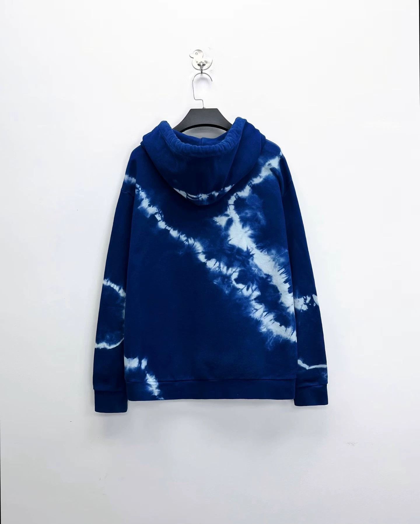 Louis Vuitton [Louis Vuitton] Blue Tie-Dye Lightning Bolt Hoodie Size L / US 10 / IT 46 - 2 Thumbnail