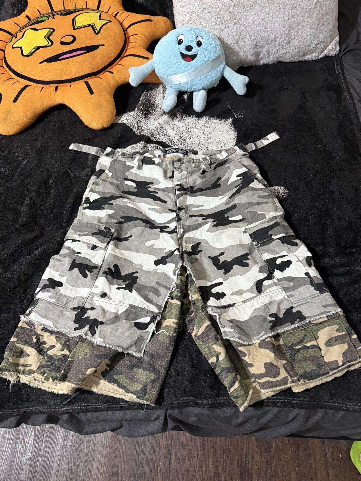 PROJECT G/R Project GR x Murd333r layered cargo shorts | Grailed