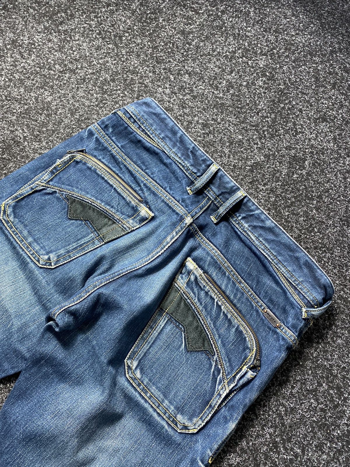 20471120 × Diesel 🔥Diesel Punk Gothic Opium Vntg Mens Denim Jeans DESIGNER Size US 29 - 3 Thumbnail