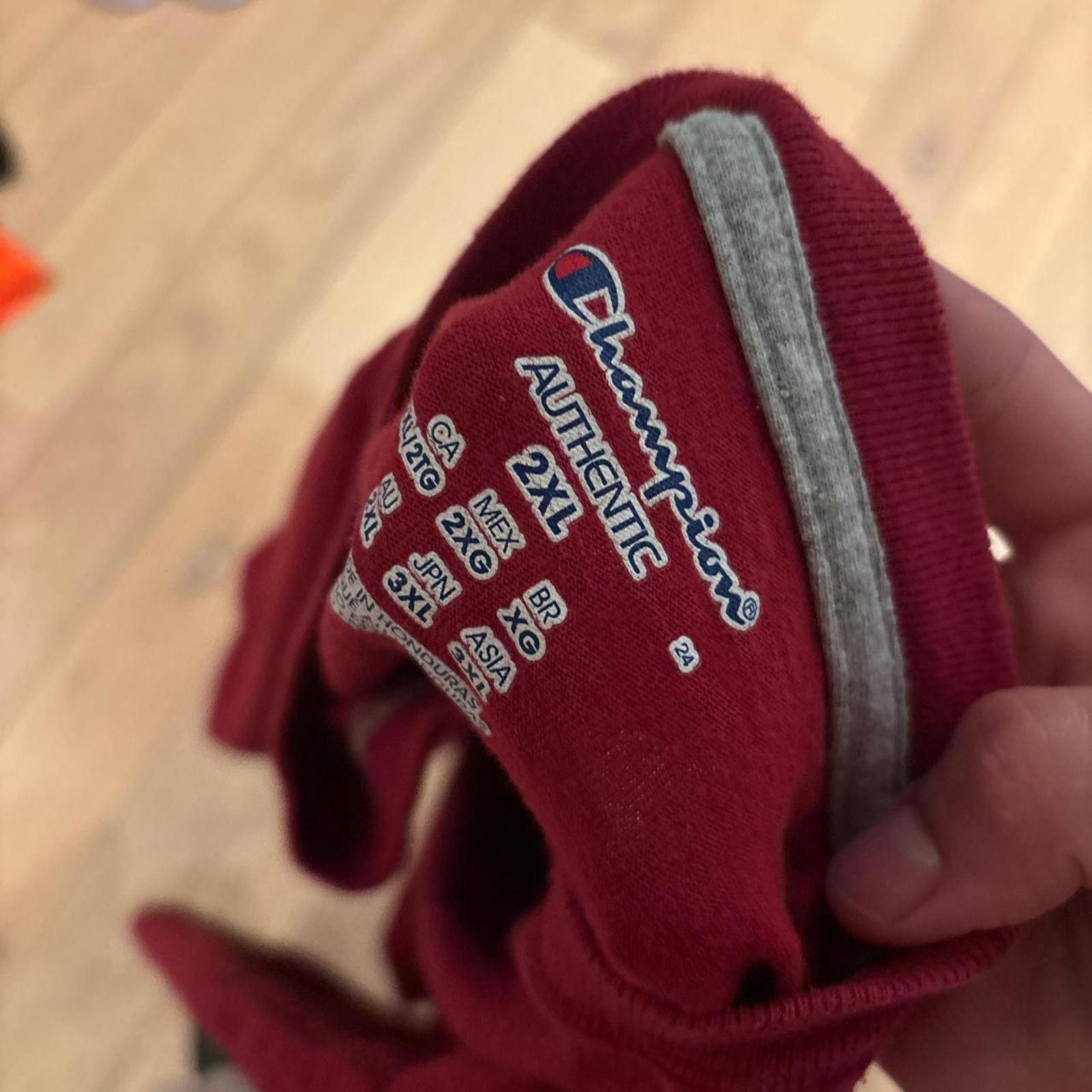 Champion Vintage Champion Red Tee Size US XL / EU 56 / 4 - 5 Thumbnail