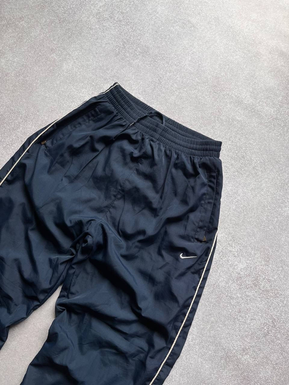 Nike × Vintage Vintage Nike Swoosh Baggy Trackpants Y2K L Size US 34 / EU 50 - 2 Thumbnail
