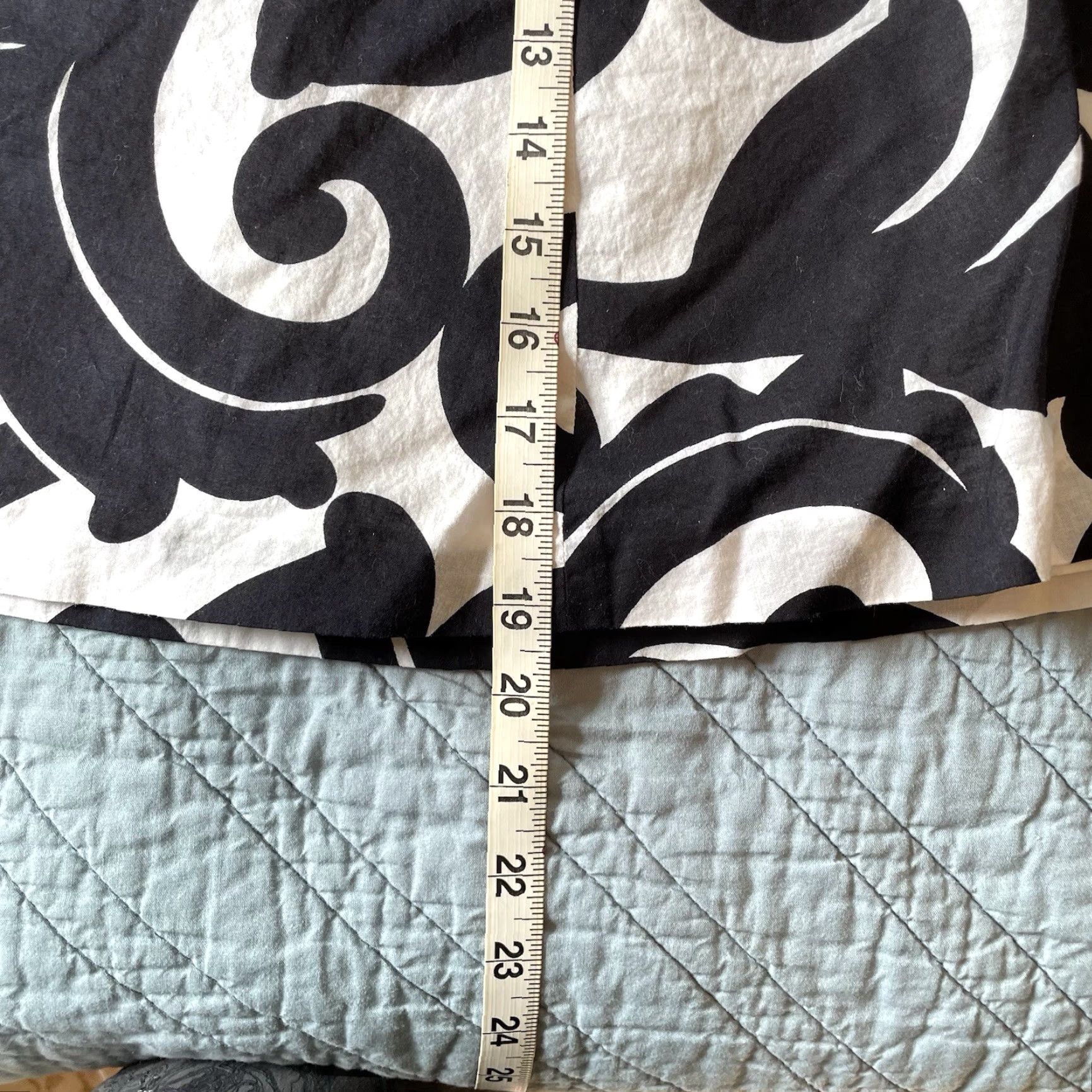 J.Crew J.CREW Black White Scroll Print Swirls Skirt Zip 100% Cotton Lined Size 4 Womens Skirt Above Knee Vintage: No Size 27" / US 4 / IT 40 - 6 Thumbnail