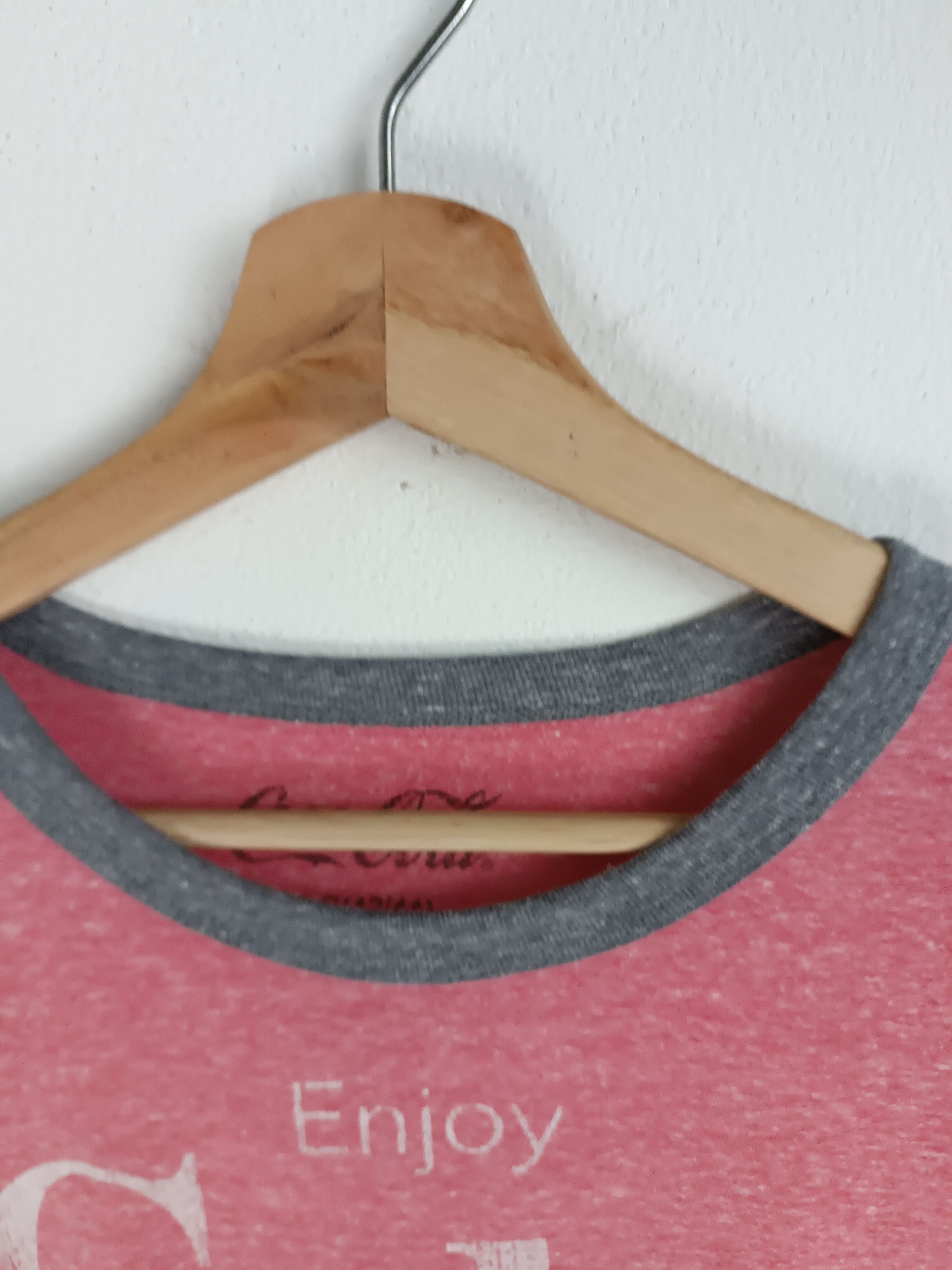 Coca Cola THRASHED FADED VINTAGE COCA COLA DISTRESSED PAINT STAINS TEE Size US XL / EU 56 / 4 - 13 Thumbnail